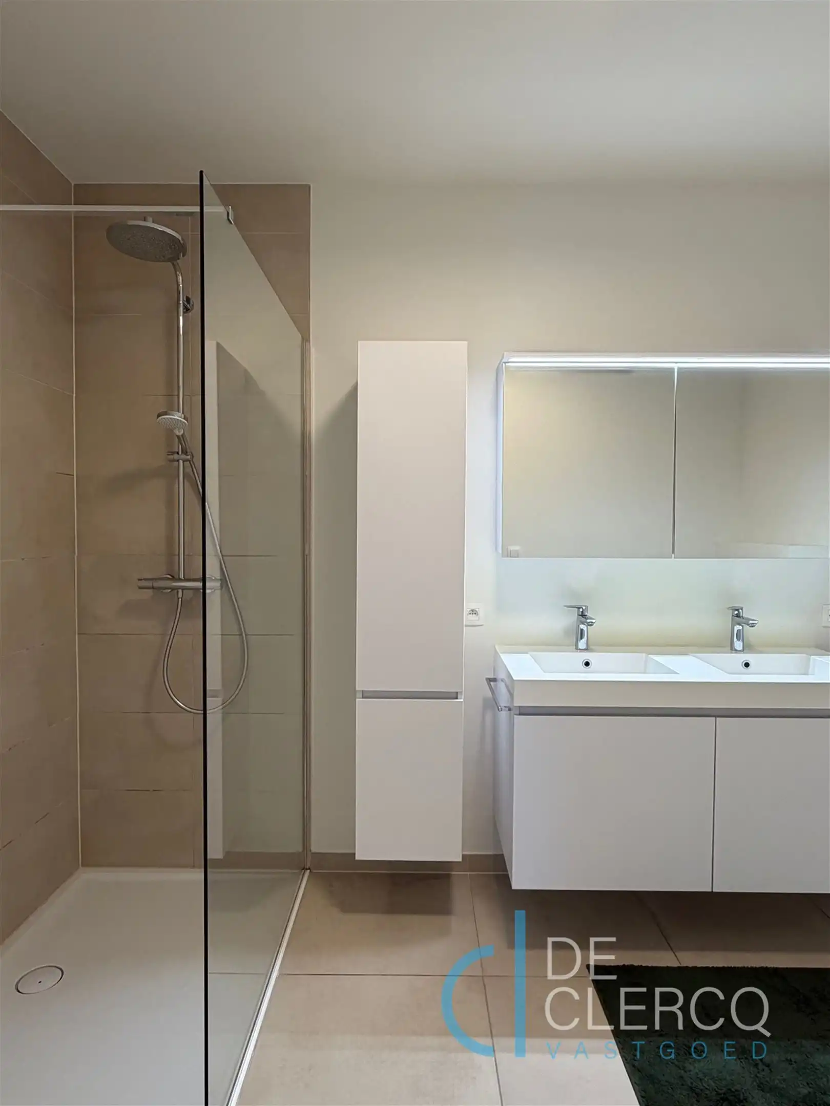 Perfect onderhouden appartement + garage te huur, Lochristi! foto 8