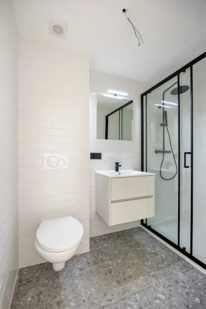 Volledig gerenoveerd en gemeubelde studentenkamer met privé badkamer en tuin - EPC A!  foto 36