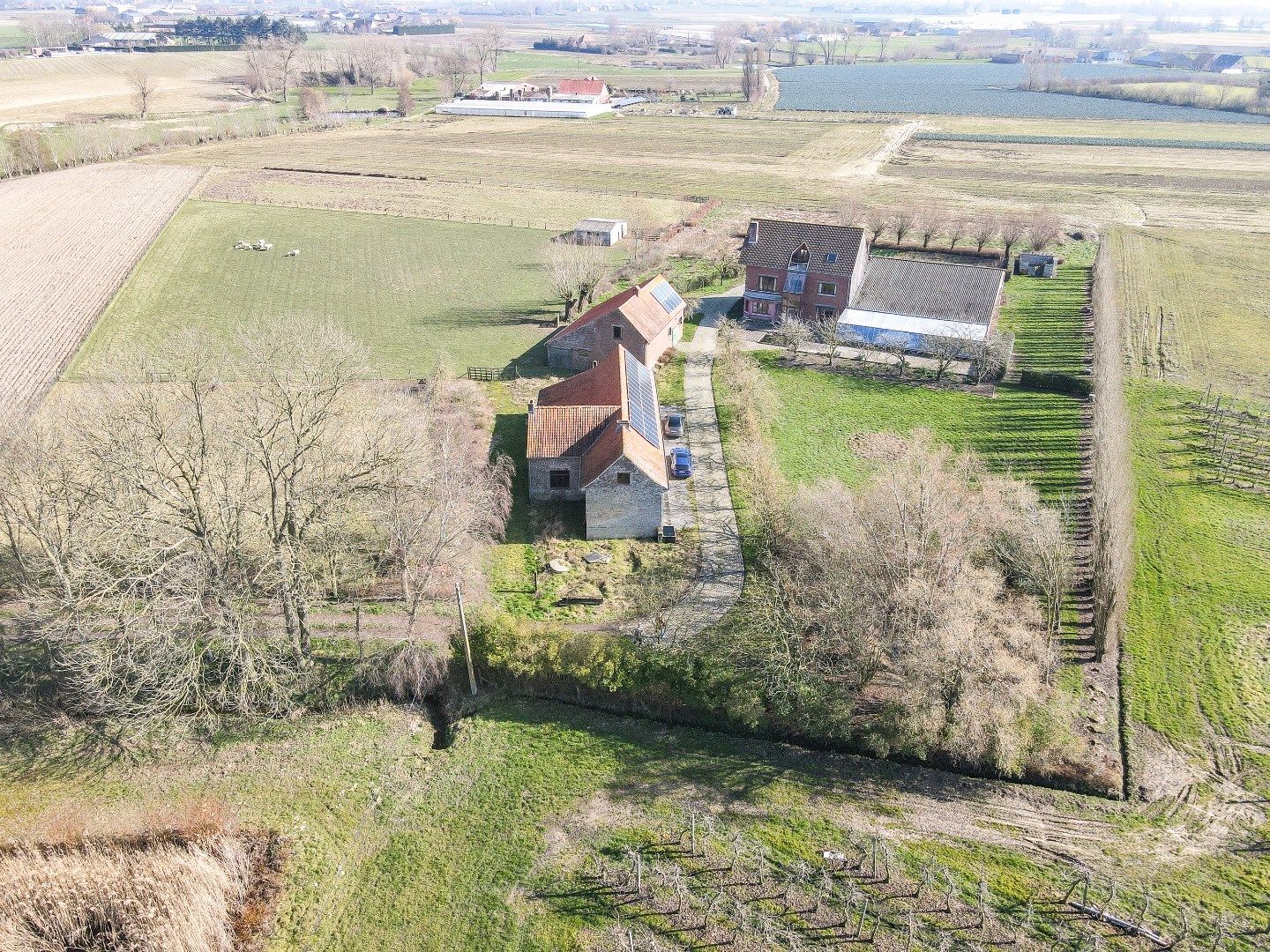 Prachtig landhuis in een oase van rust te Kortemark! foto 24