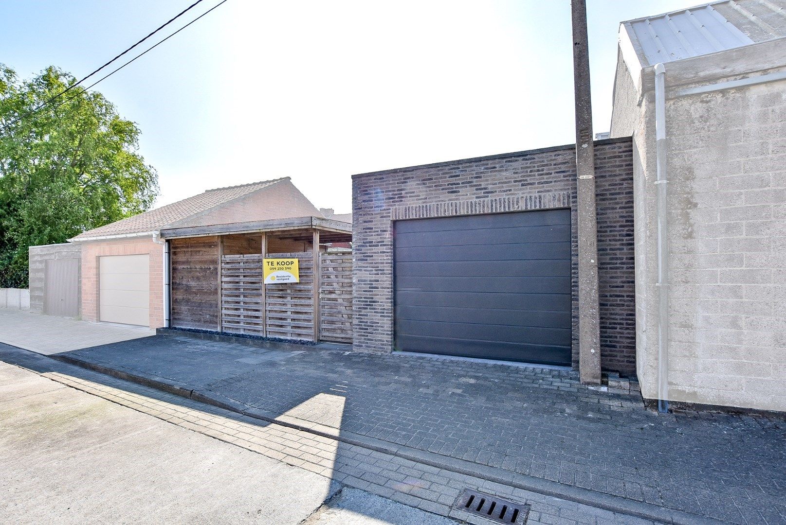 Stijlvol gerenoveerde woning met 4/5 slaapkamers en 2 garages te Diksmuide! foto 26