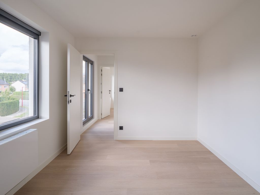 Hoogwaardig gerenoveerde gezinswoning met 4 slaapkamers en landelijke zichten – nabij station Hansbeke foto 17