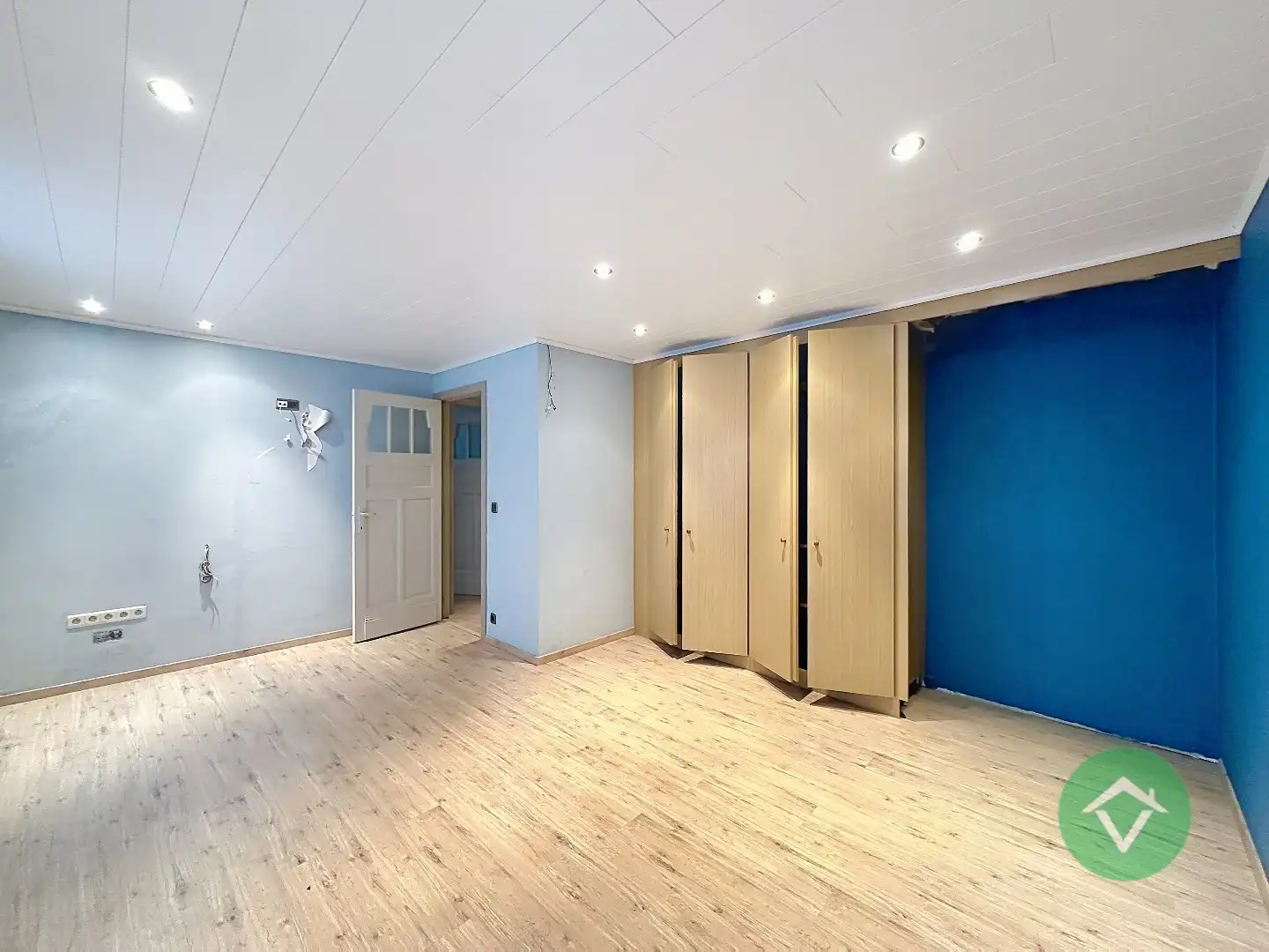 Handelspand met woonst op topligging in Gistel foto 27