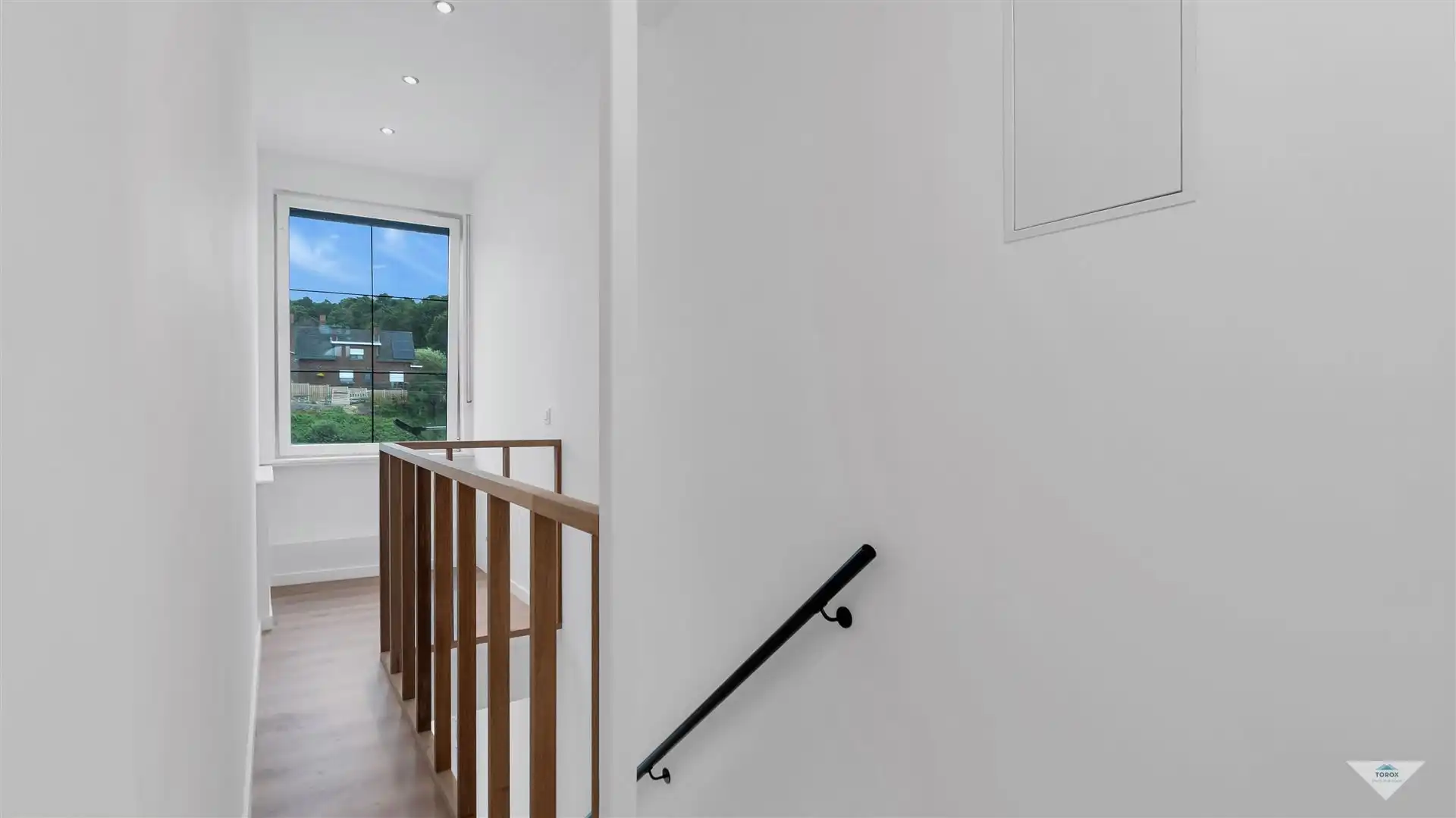 Gerenoveerd appartement met 2 slaapkamers in centrum SJW foto 6