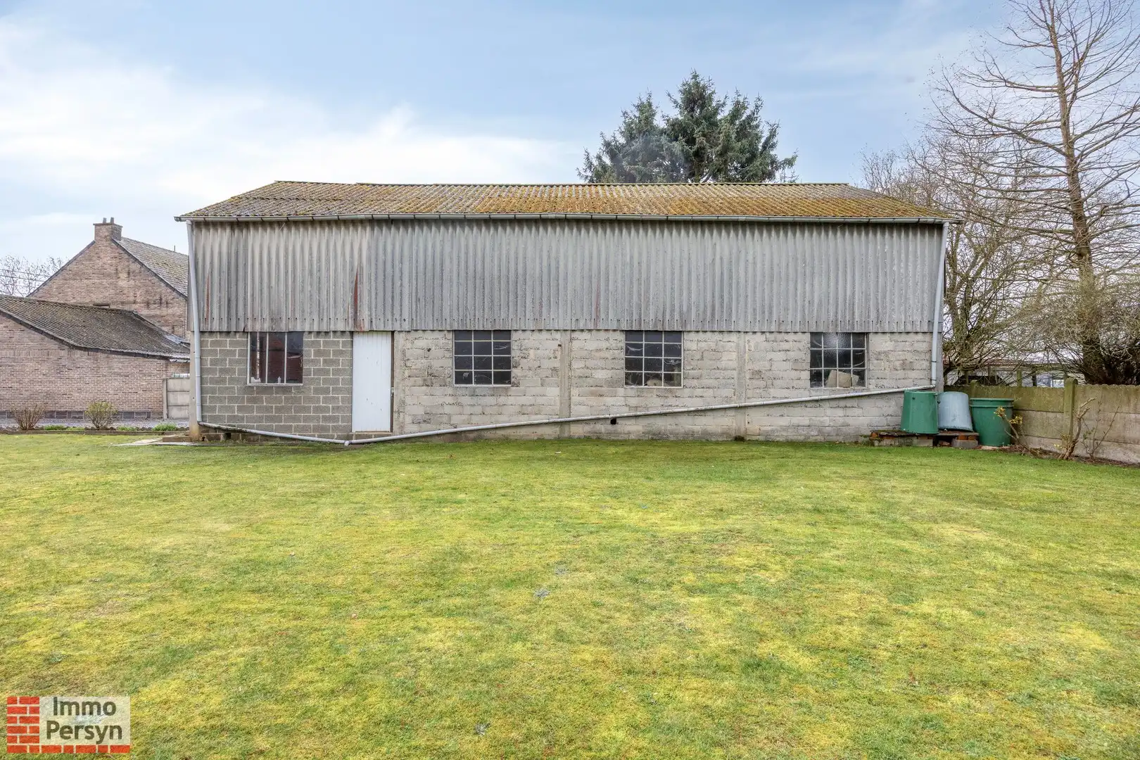 Vrijstaande woning met werkplaats op ruim perceel in landelijke omgeving foto 40