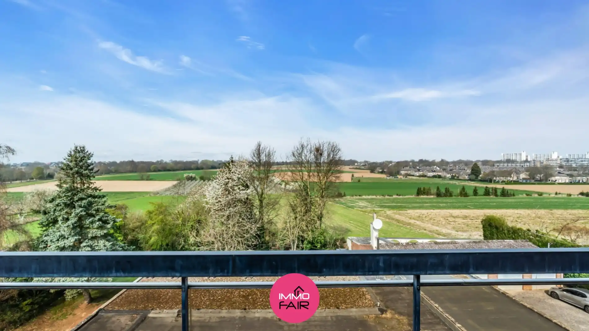 Modern, instapklaar appartement met dubbel terras vlakbij Maastricht foto 8