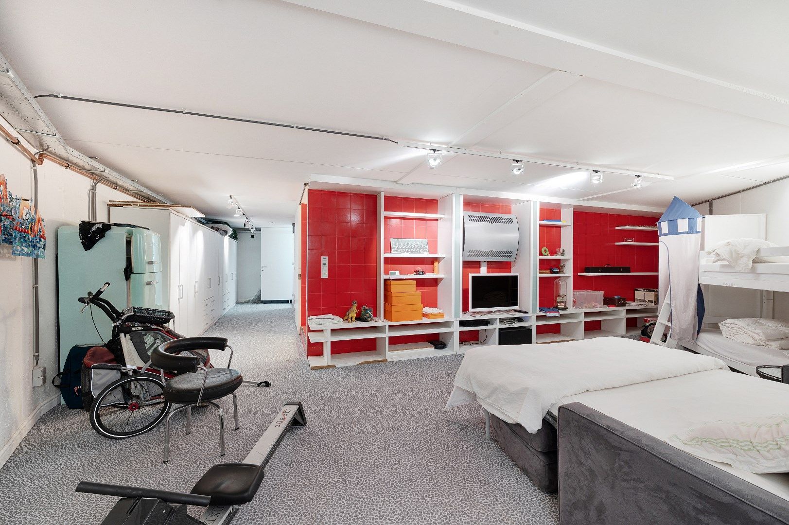 Charmante koppelvilla gelegen op 250 meter van het strand en vlakbij de Kustlaan en het Albertplein te Knokke-Zoute. foto 27