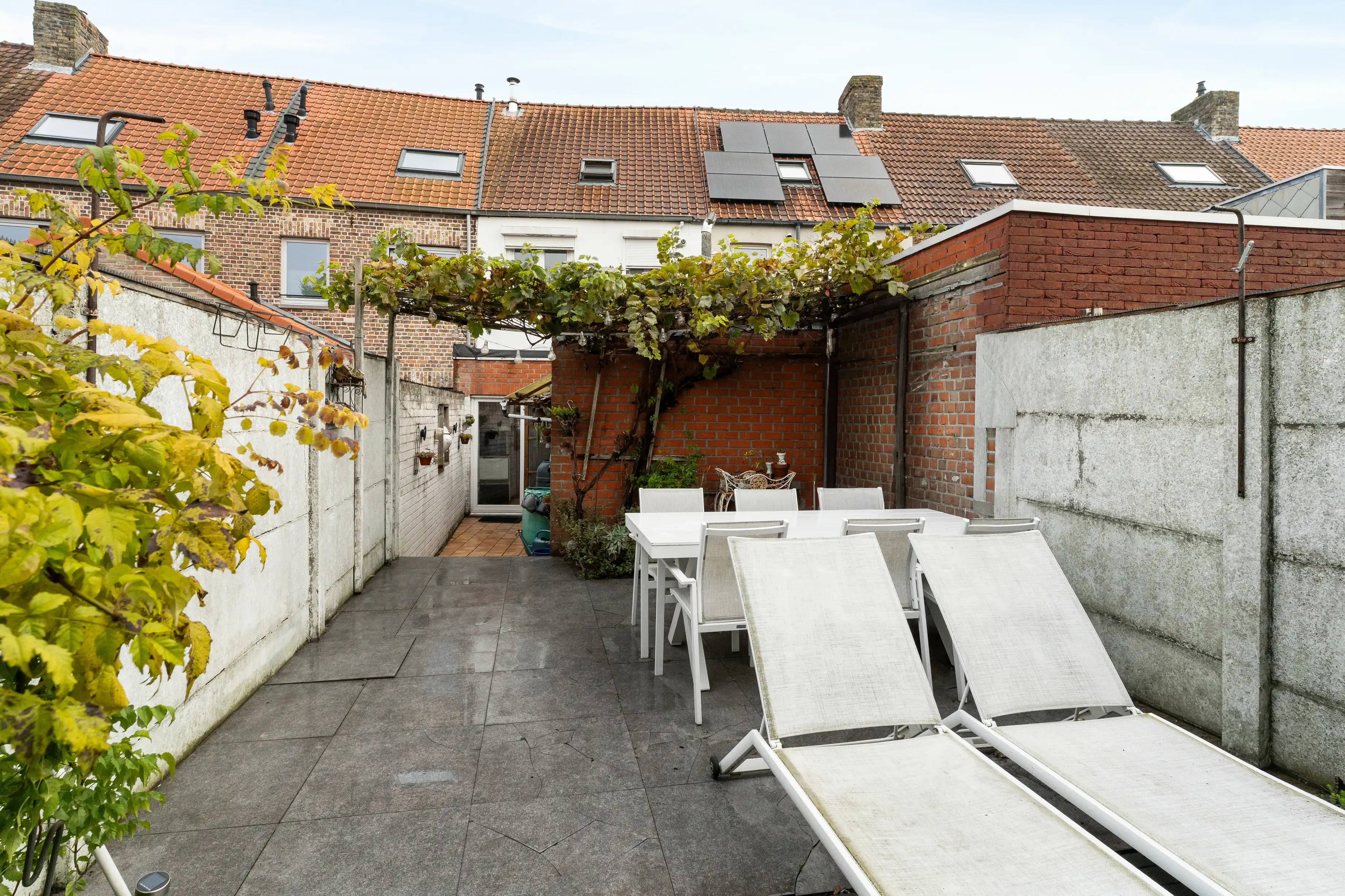 Charmante woning met 3 slaapkamers en tuin foto 13