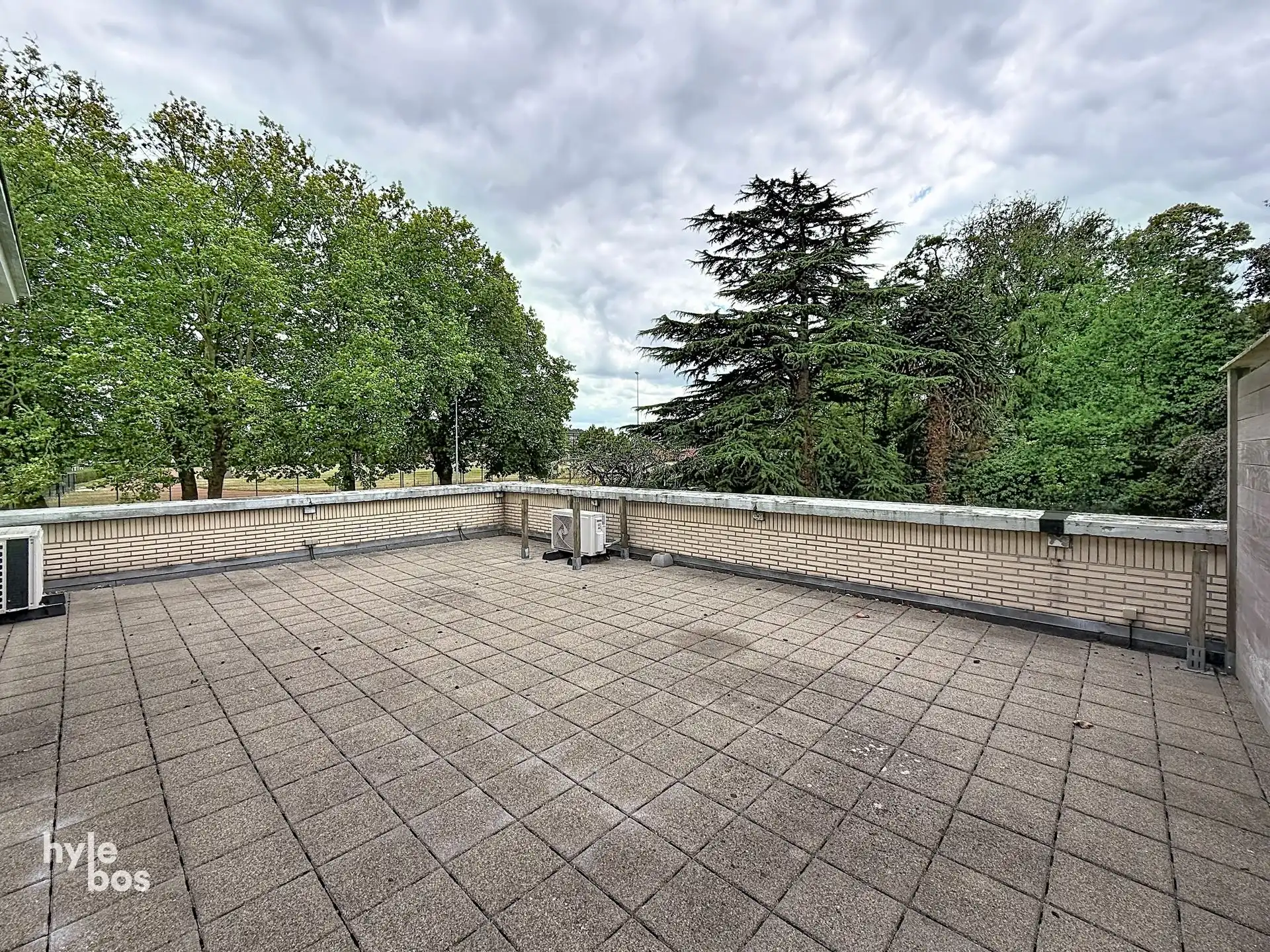 3 slaapkamer appartement met ruim terras en autostaanplaats foto 15