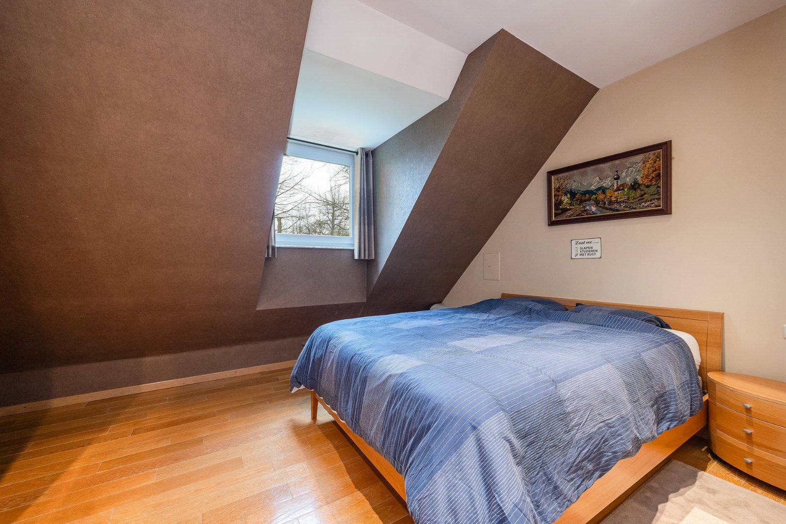Ruime energiezuinige villa in De List te Schoten met 5 slaapkamers, 2 badkamers, tuin, terras en dubbele garage ! foto 20