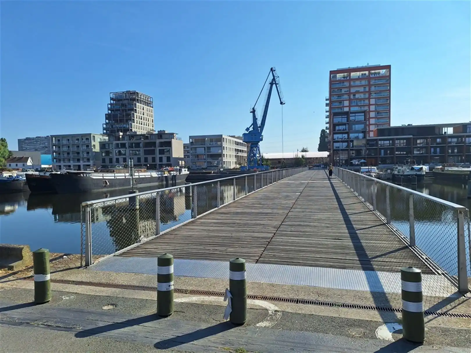 Loftkantoren op het gelijkvloers aan het water foto 3