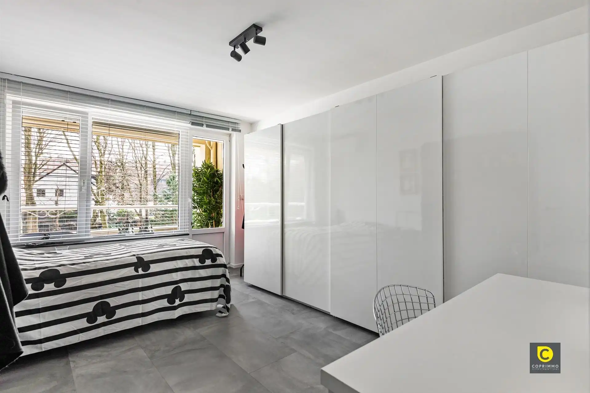 Recent gerenoveerd 2 slpk app met airco en terras! foto 7