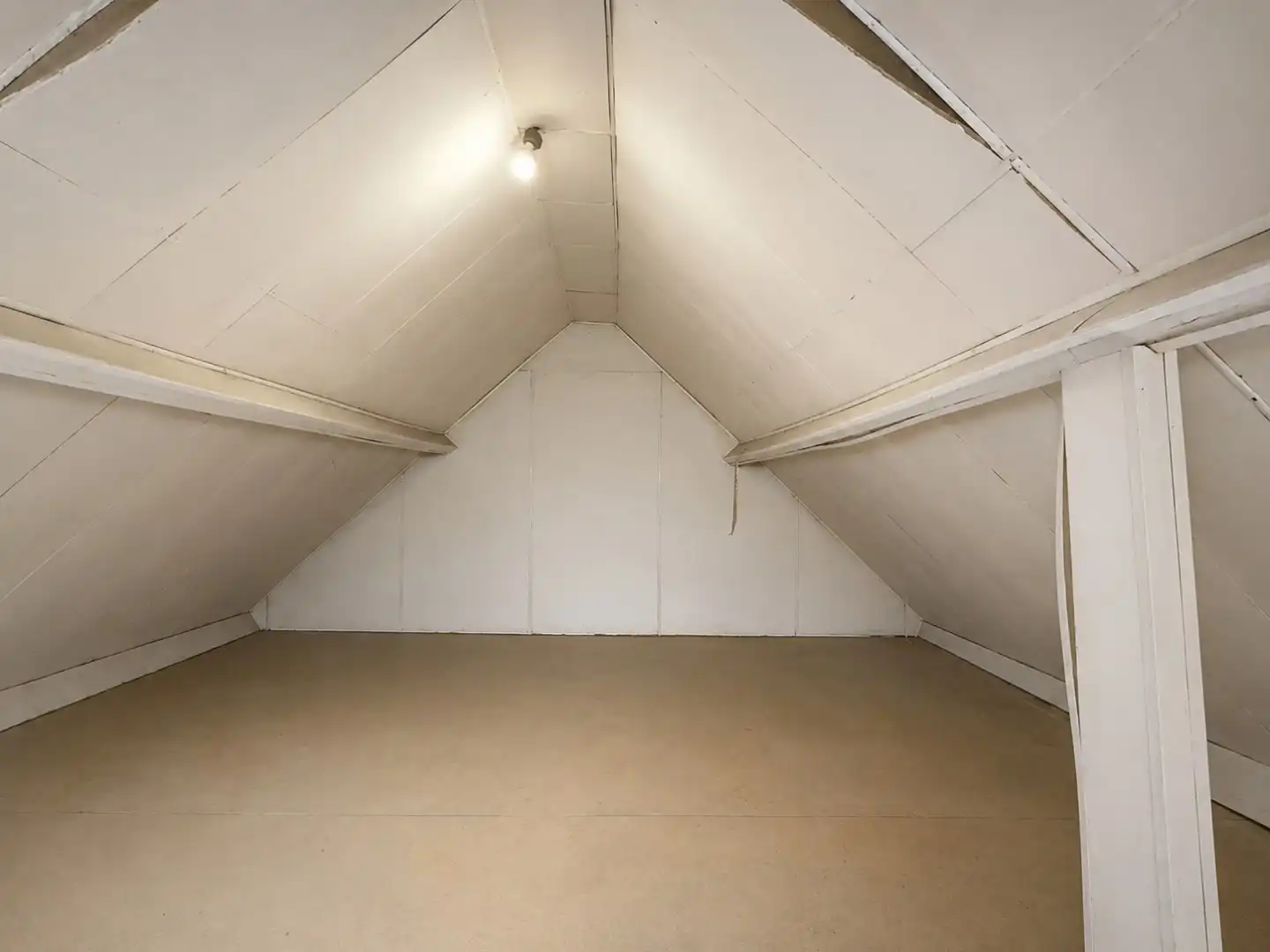 Karaktervolle gezinswoning met zonnige tuin op een perceel van 589 m² in Rotselaar foto 12