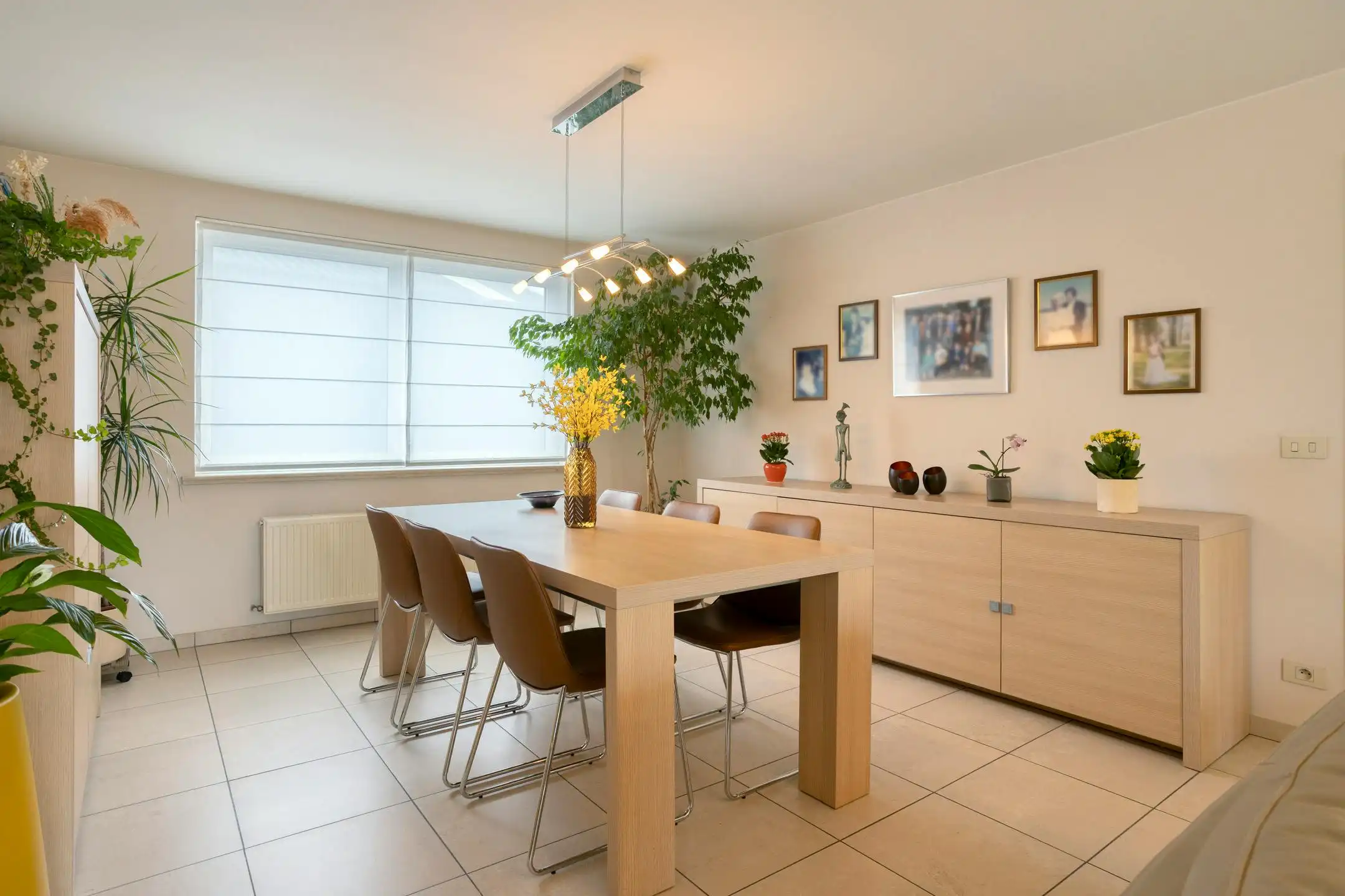 Lichtrijk 2-slaapkamer appartement met garage te koop in Kuurne! foto 4