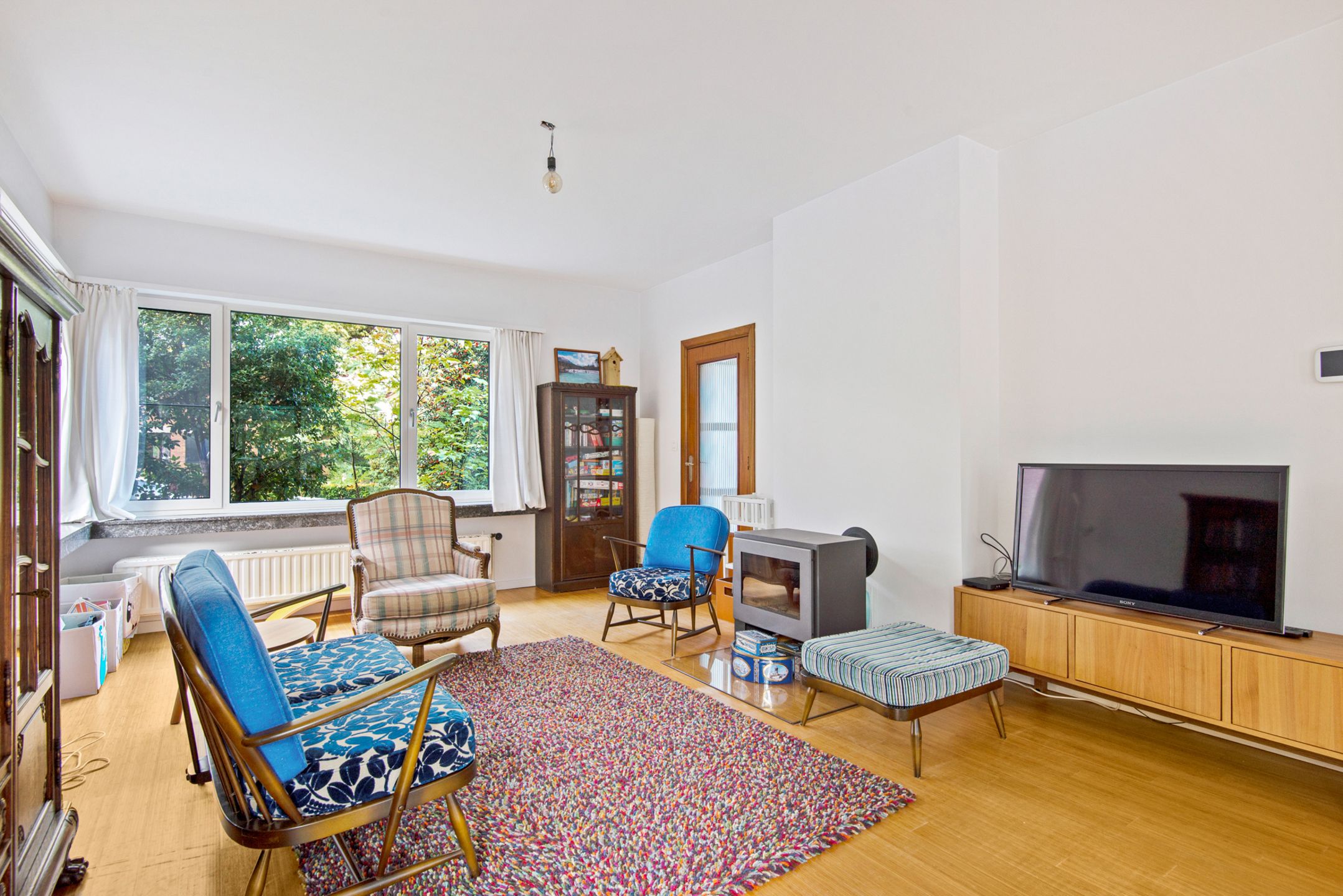 Mooie halfopen woning met garage op absolute toplocatie foto 4