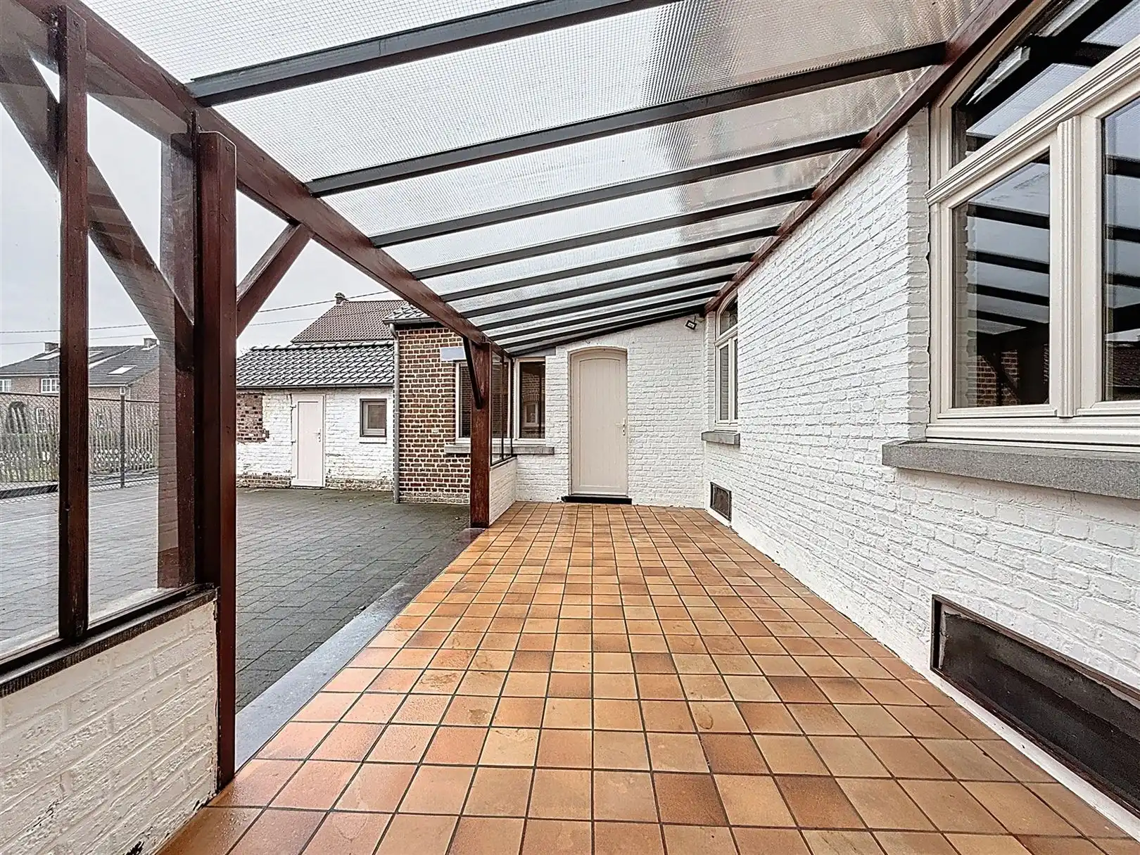 Ruime woning met 4 slpks en verhuurde studio + tuin foto 39