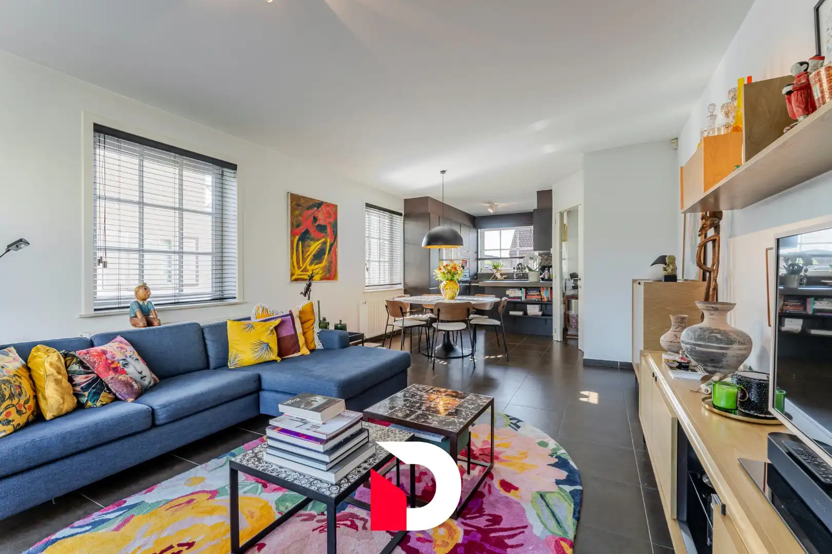 Charmante halfopen en instapklare woning in centrum Moerkerke foto 5