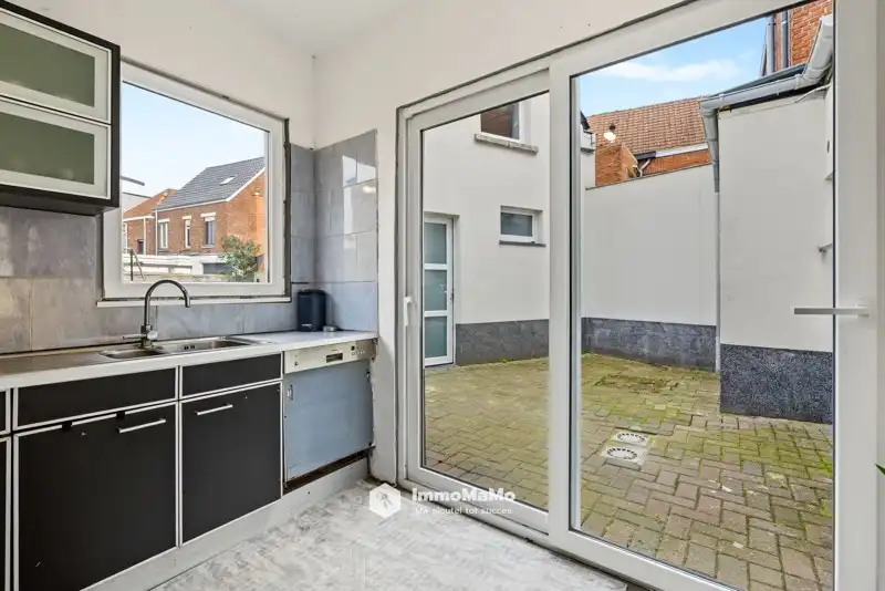 WONING MET 4 SLAAPKAMERS TE KOOP IN ZELZATE foto 8