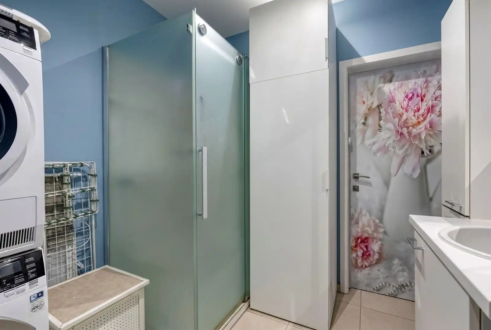Instapklaar appartement met 2 slpk en ruim terras foto 15