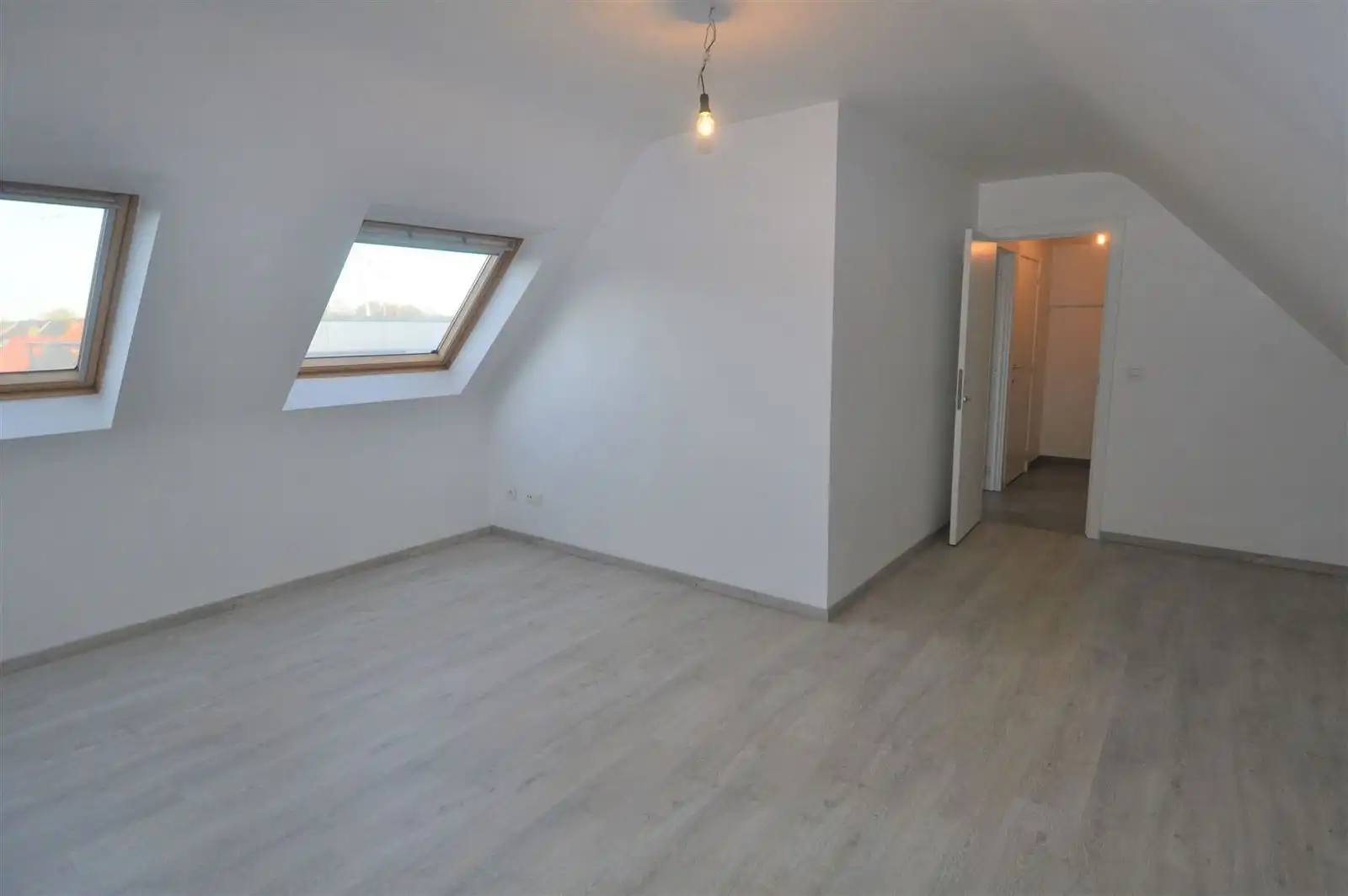 Duplex appartement met 3 slaapkamers, terras en garage foto 15