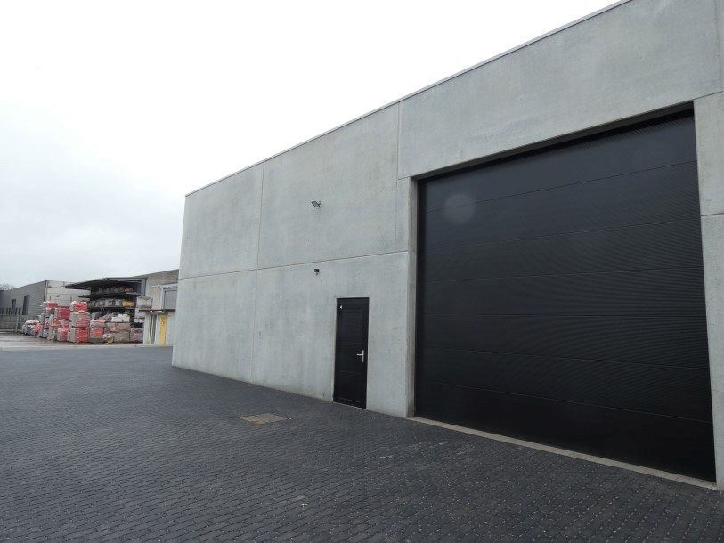 Recente loods, (225 m²),  Industrieterrein Torhout foto 2