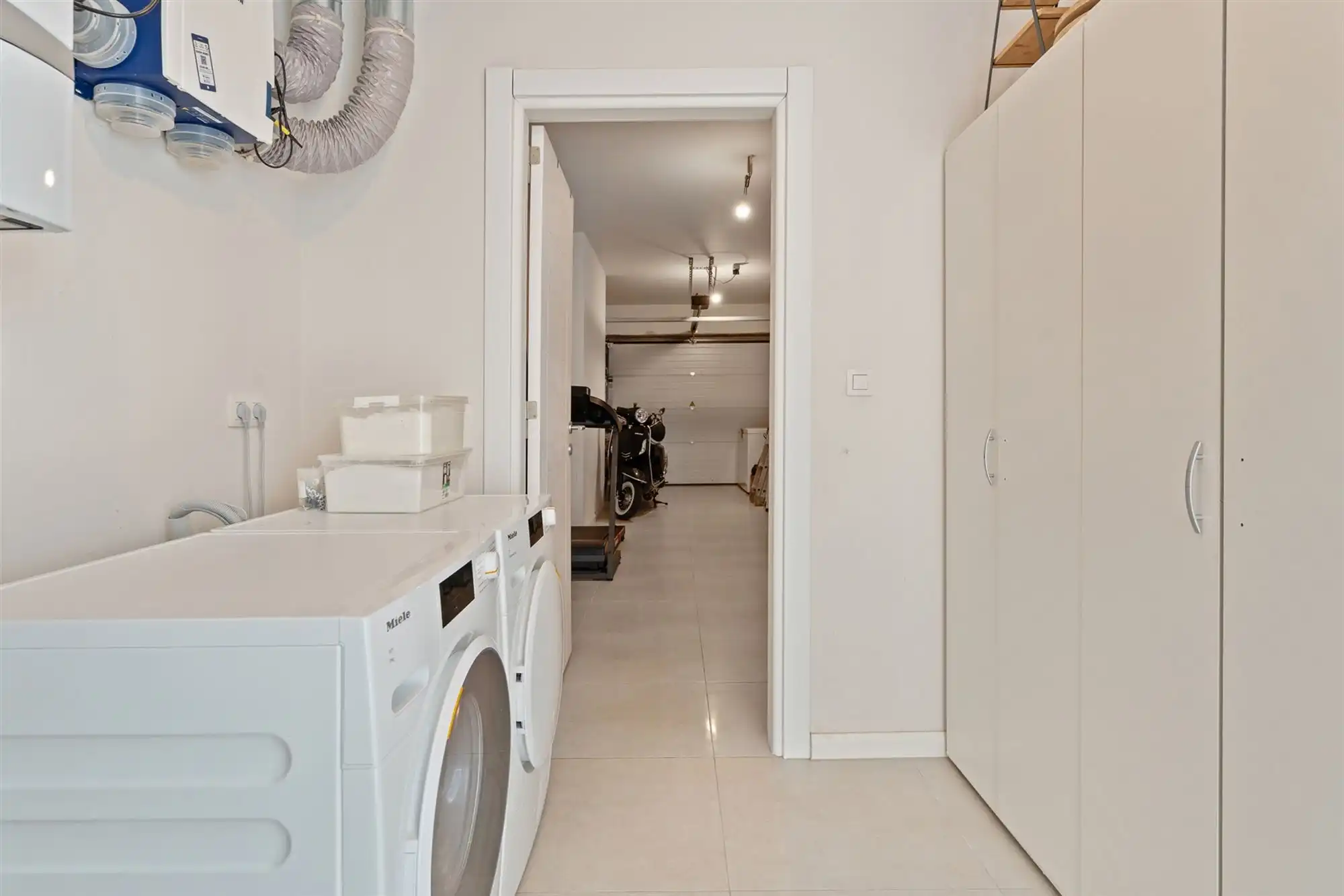 KNAPPE WONING (198M²) MET 3 SLAAPKAMERS + RUIME ZOLDER TE BEVERLO foto 10
