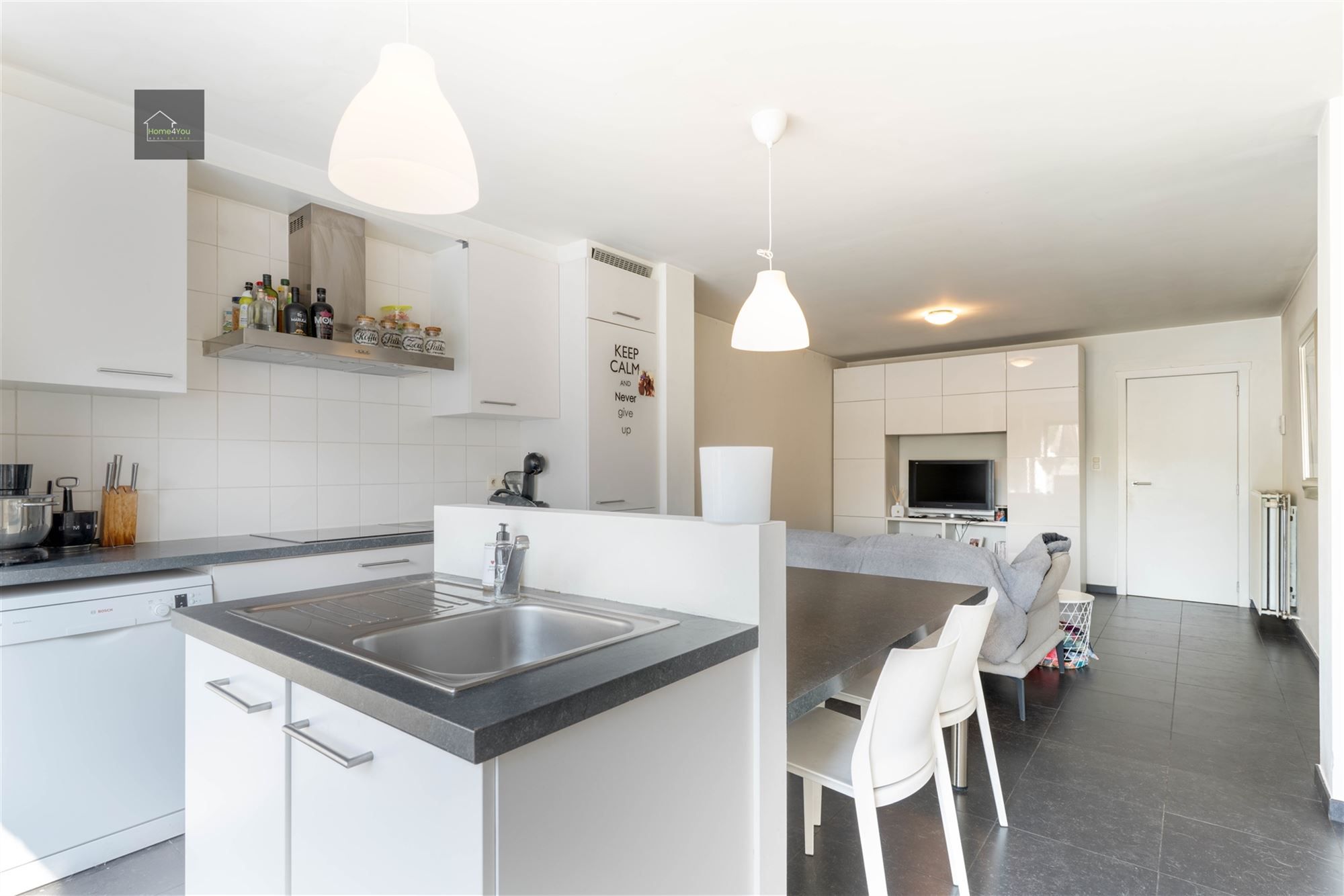 Instapklare woning met 3 slaapkamers te koop! foto 17