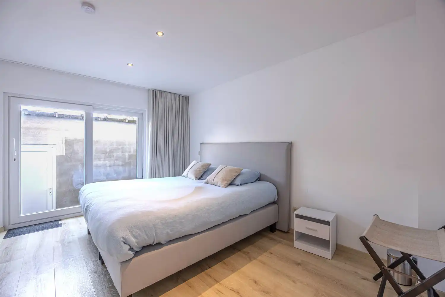 Goed gelegen 2 slaapkamerappartement met zijdelings zeezicht foto 15