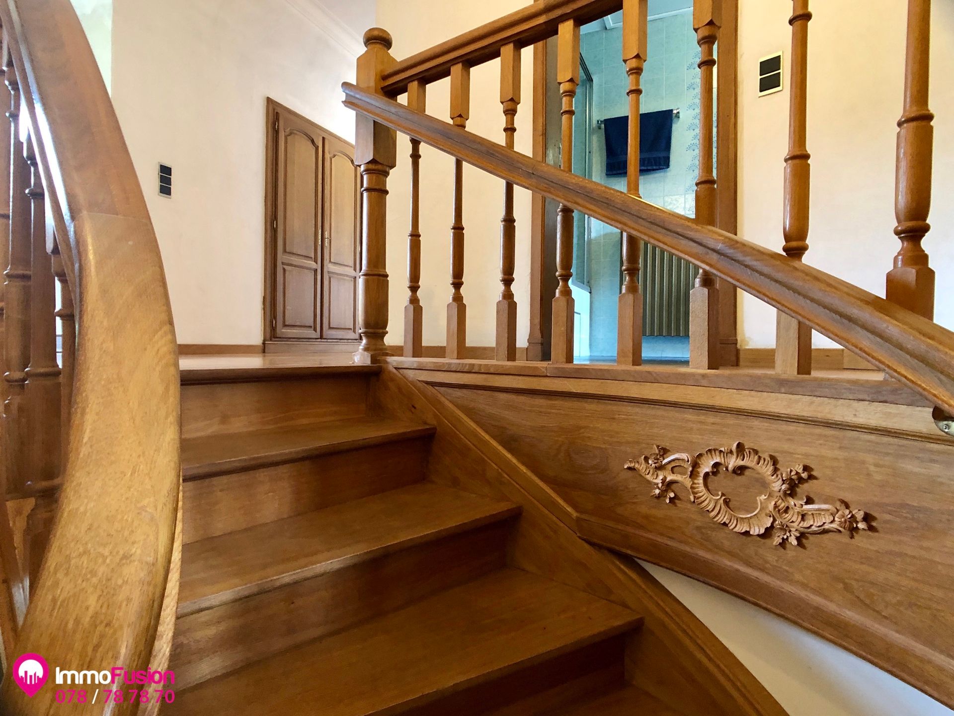 Unieke villa met bijgebouw, op ruim perceel van ca. 8.5 HA! foto 41