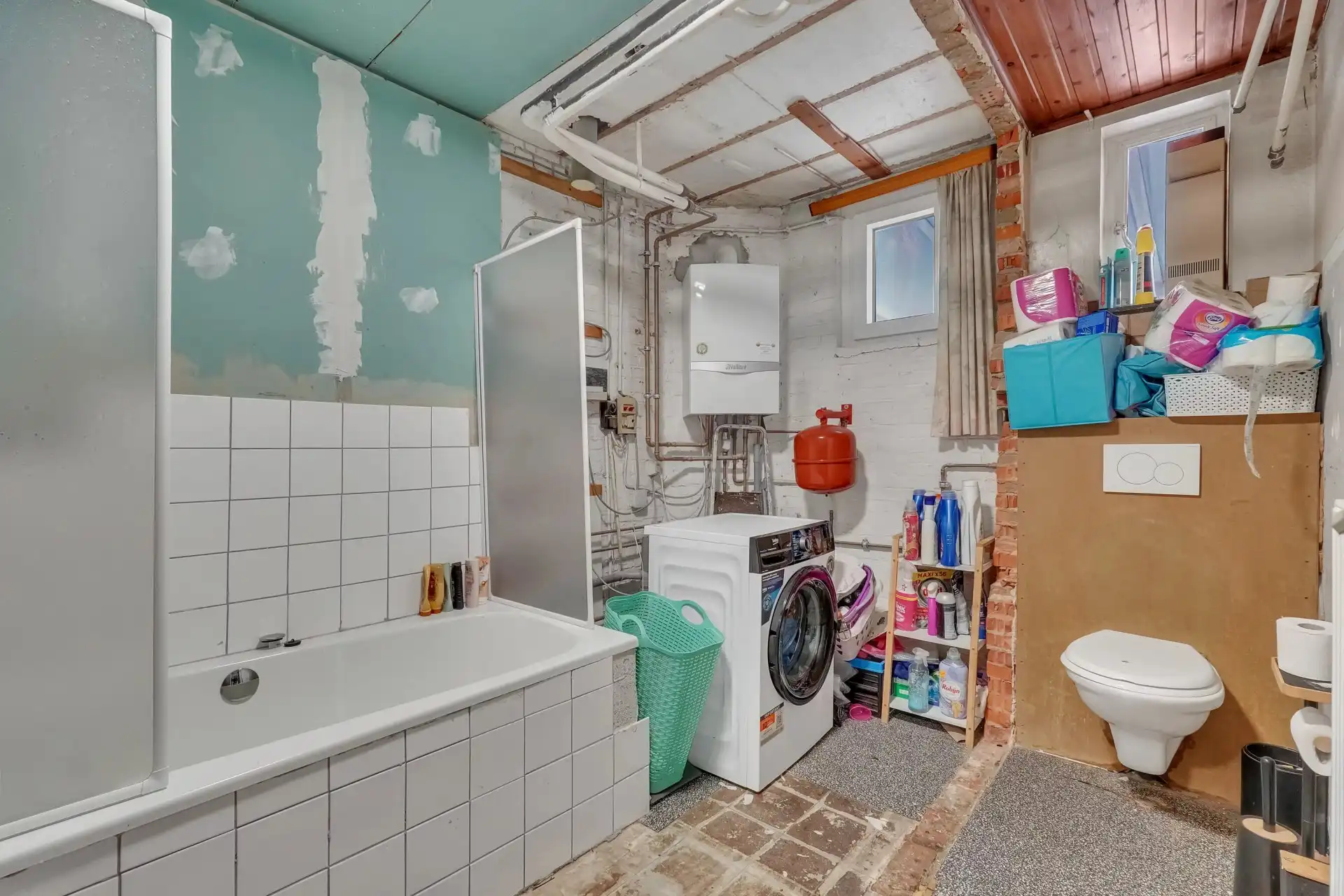Ruime woning in rustige woonwijk foto 8