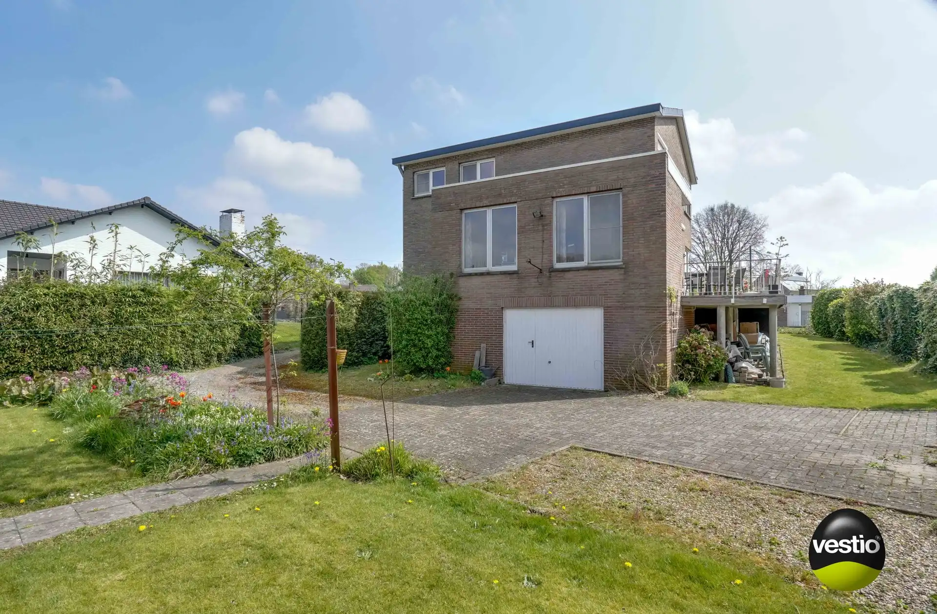 RUSTIG GELEGEN WONING OP 9,64 ARE foto 34