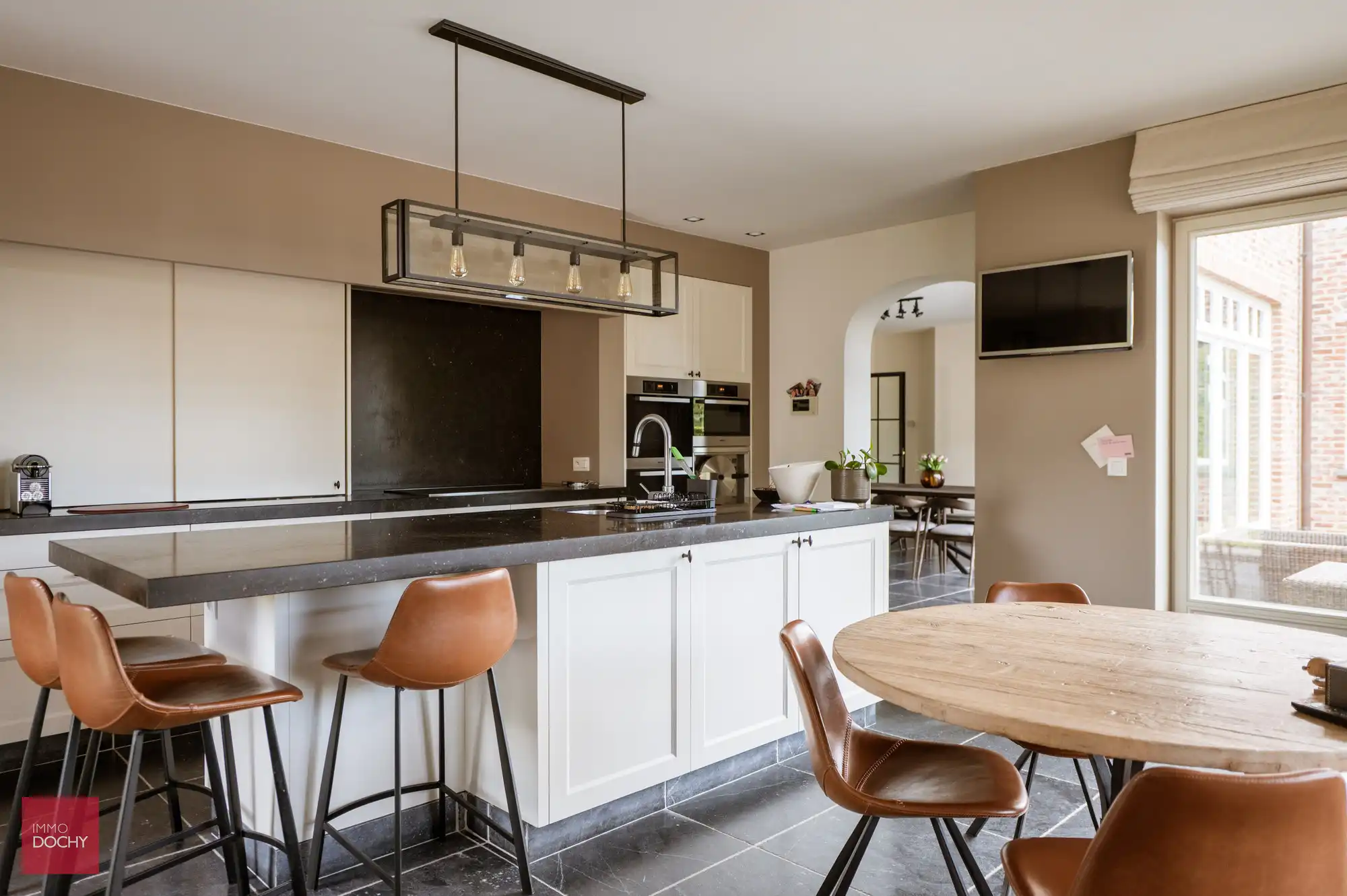 Prachtige instapklare villa met zwembad | Tiegemberg foto 11