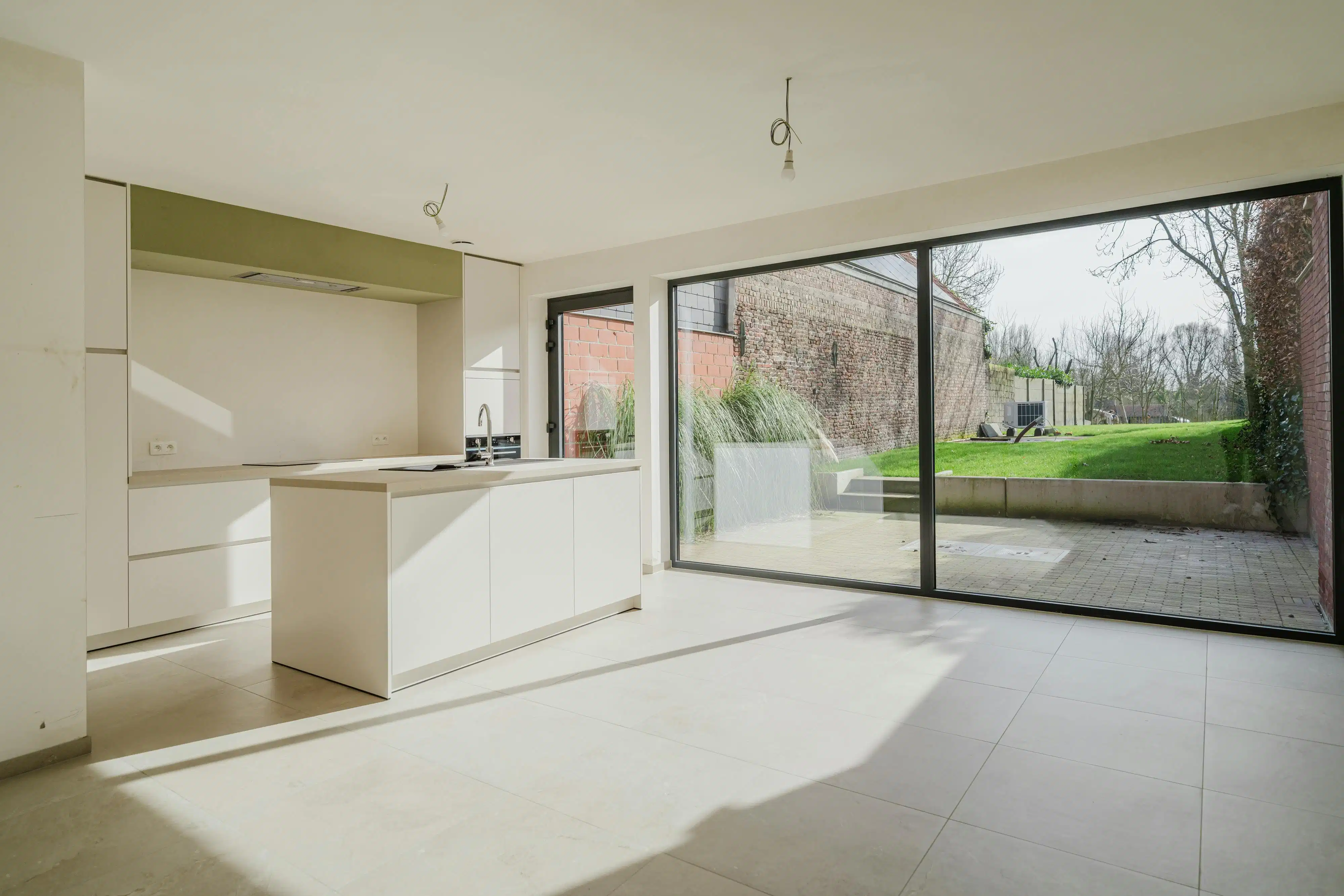 Nieuwbouwwoning met 4 slaapkamers te koop in Bissegem foto 3