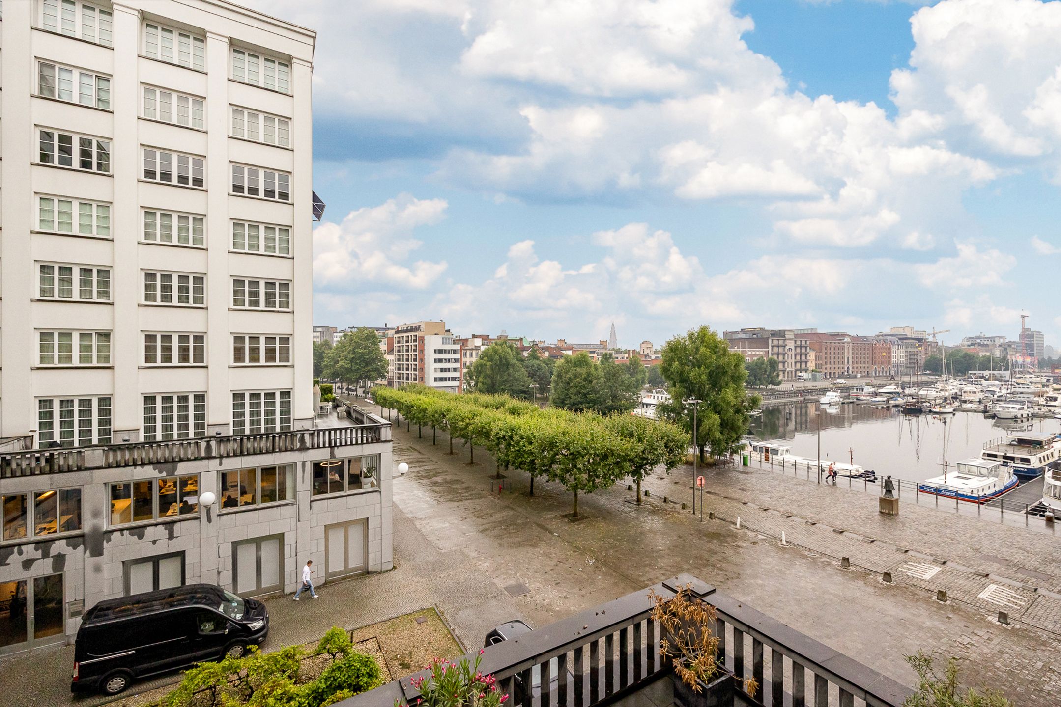 ANTWERPEN - Gemeubeld appartement met  frontaal zicht op het MAS foto 8