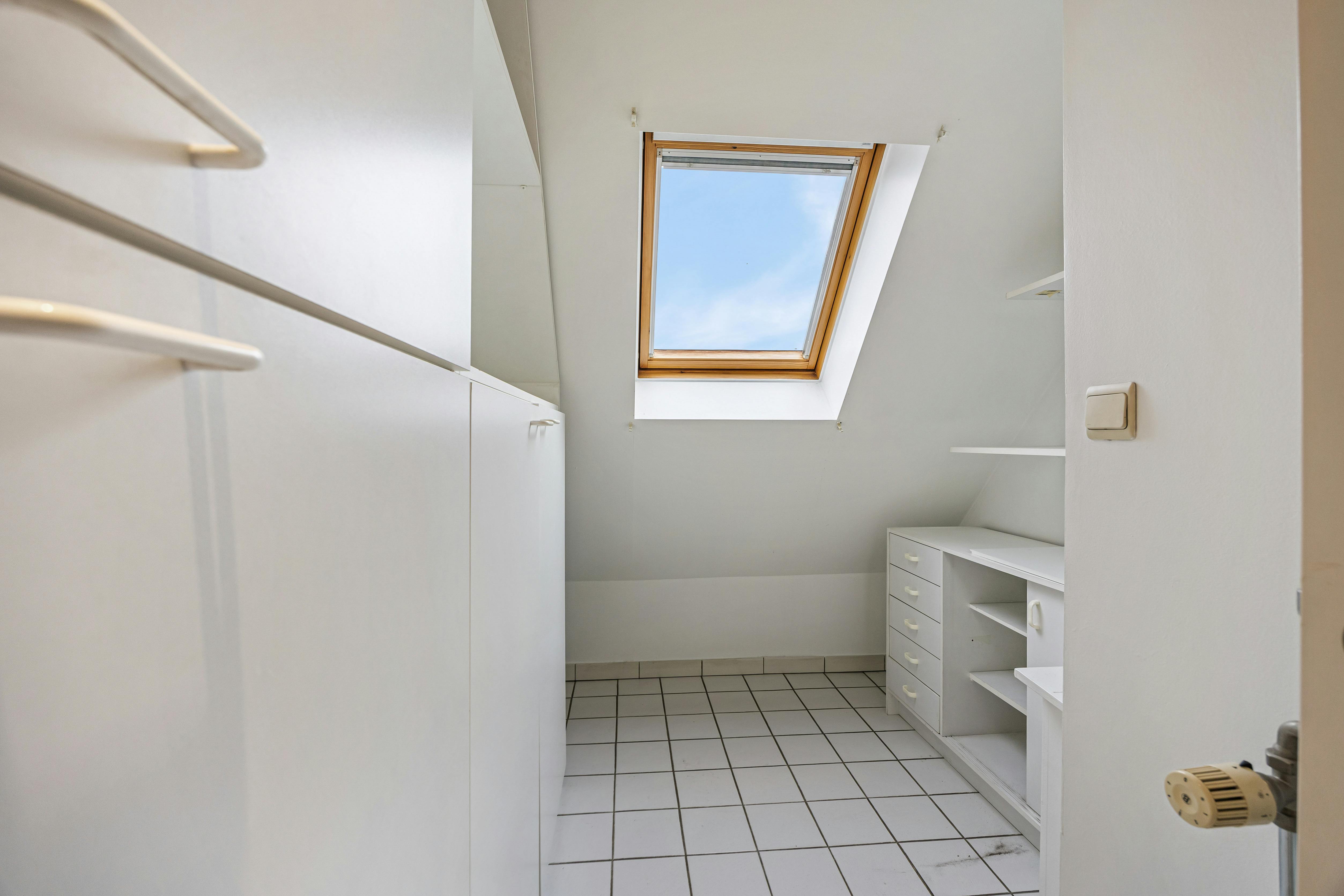 Penthouse in hartje Genk foto 11