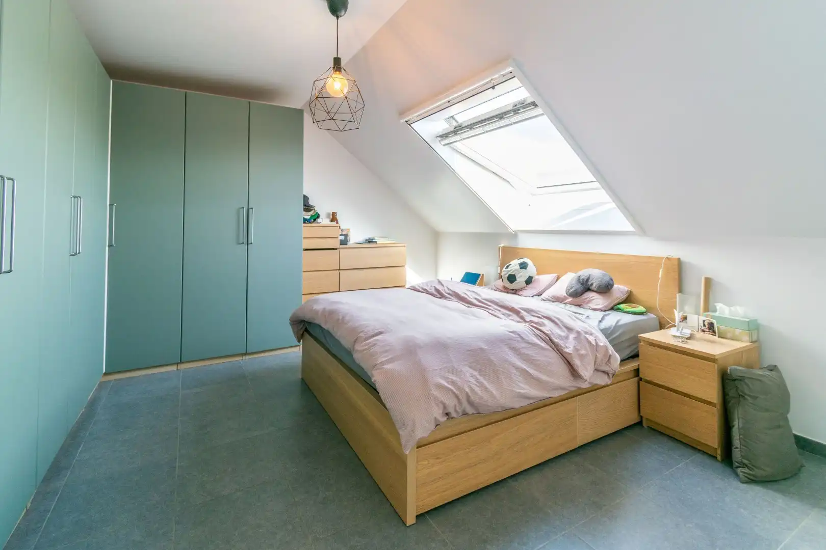 Een ruim en perfect onderhouden appartement! foto 19