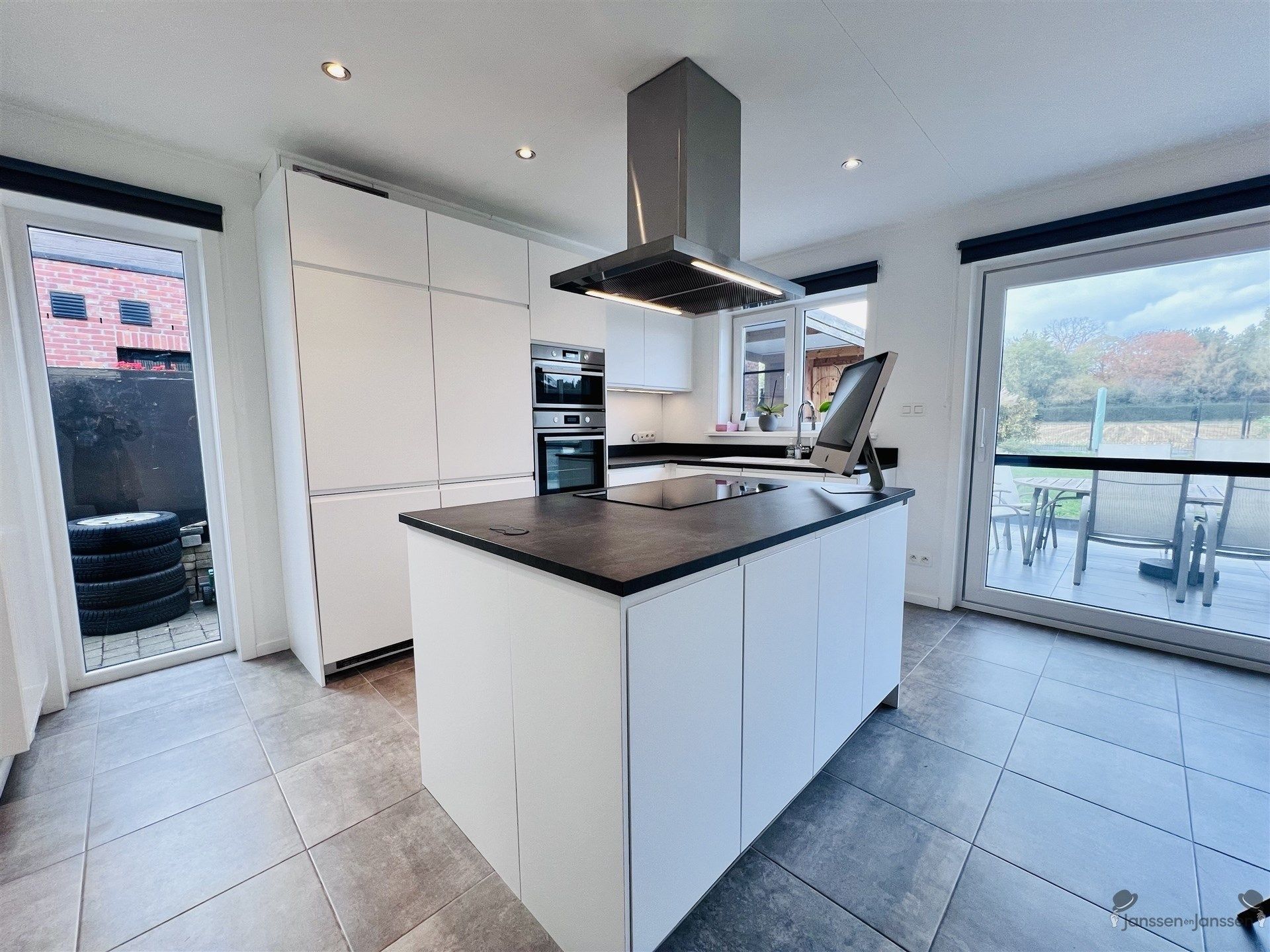 Rustig gelegen instapklare halfopen bebouwing foto 5