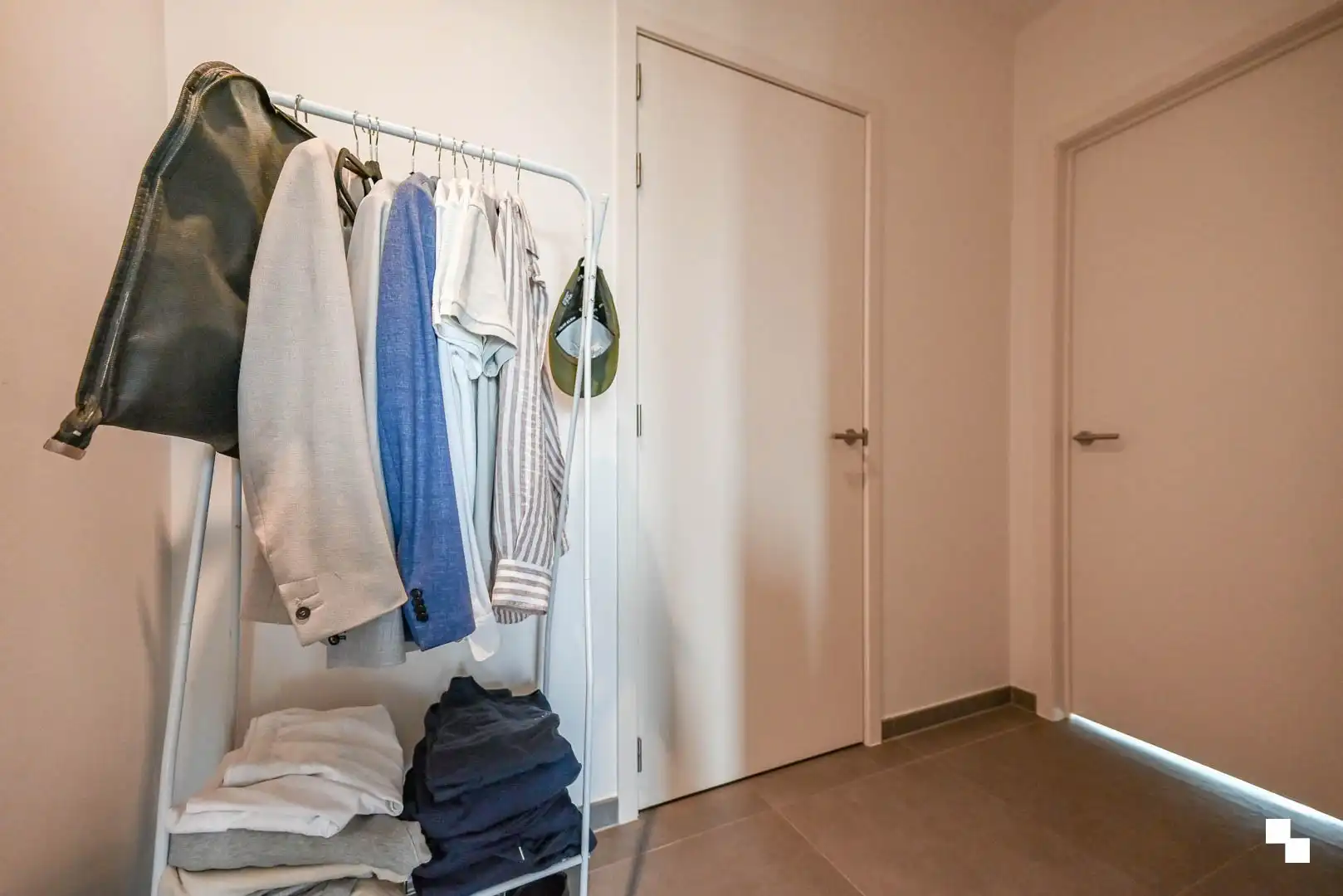 Uniek bijna energieneutraal hoekappartement met ruim terras foto 18
