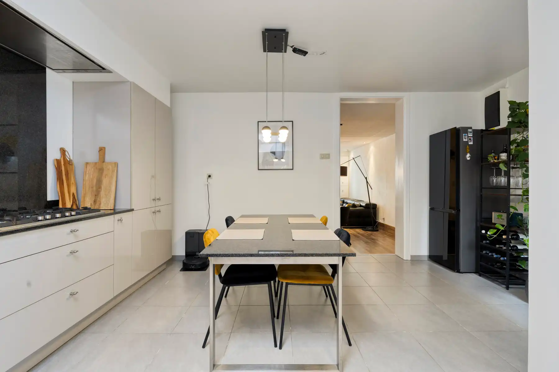 Instapklare & gerenoveerde tweegevelwoning met 4 slaapkamers foto 9