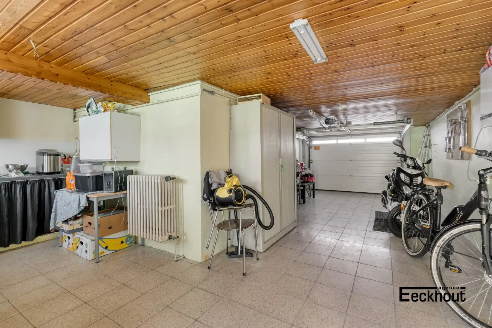 Zeer verzorgde woning met gezellige tuin in de Vuurtorenwijk te Oostende. foto 14
