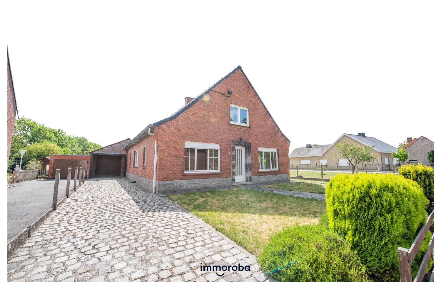 Te renoveren, open bebouwing op 595 m² foto 2