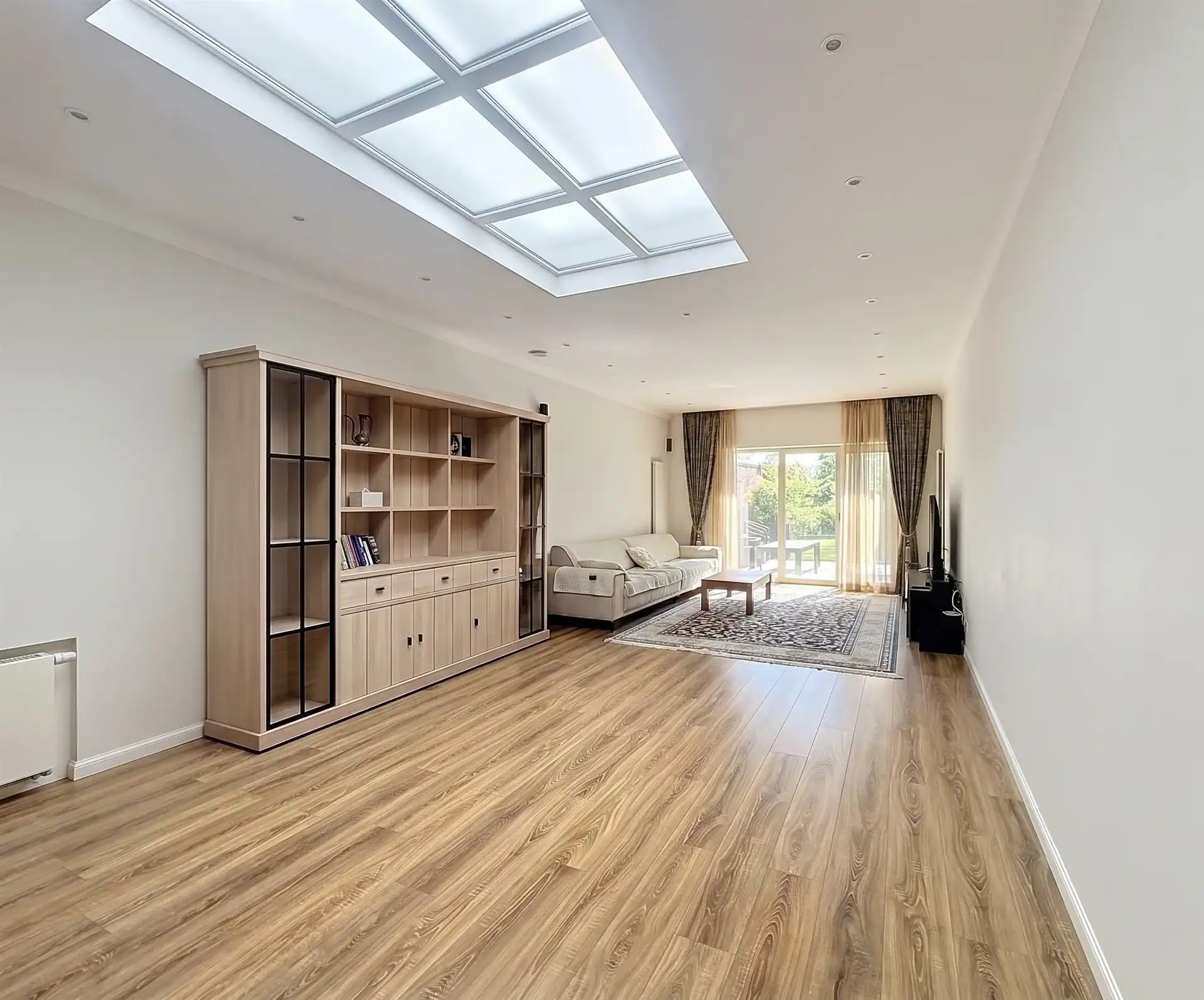 Prachtige instapklare woning met zonnige tuin en 5 slaapkamers! foto 2