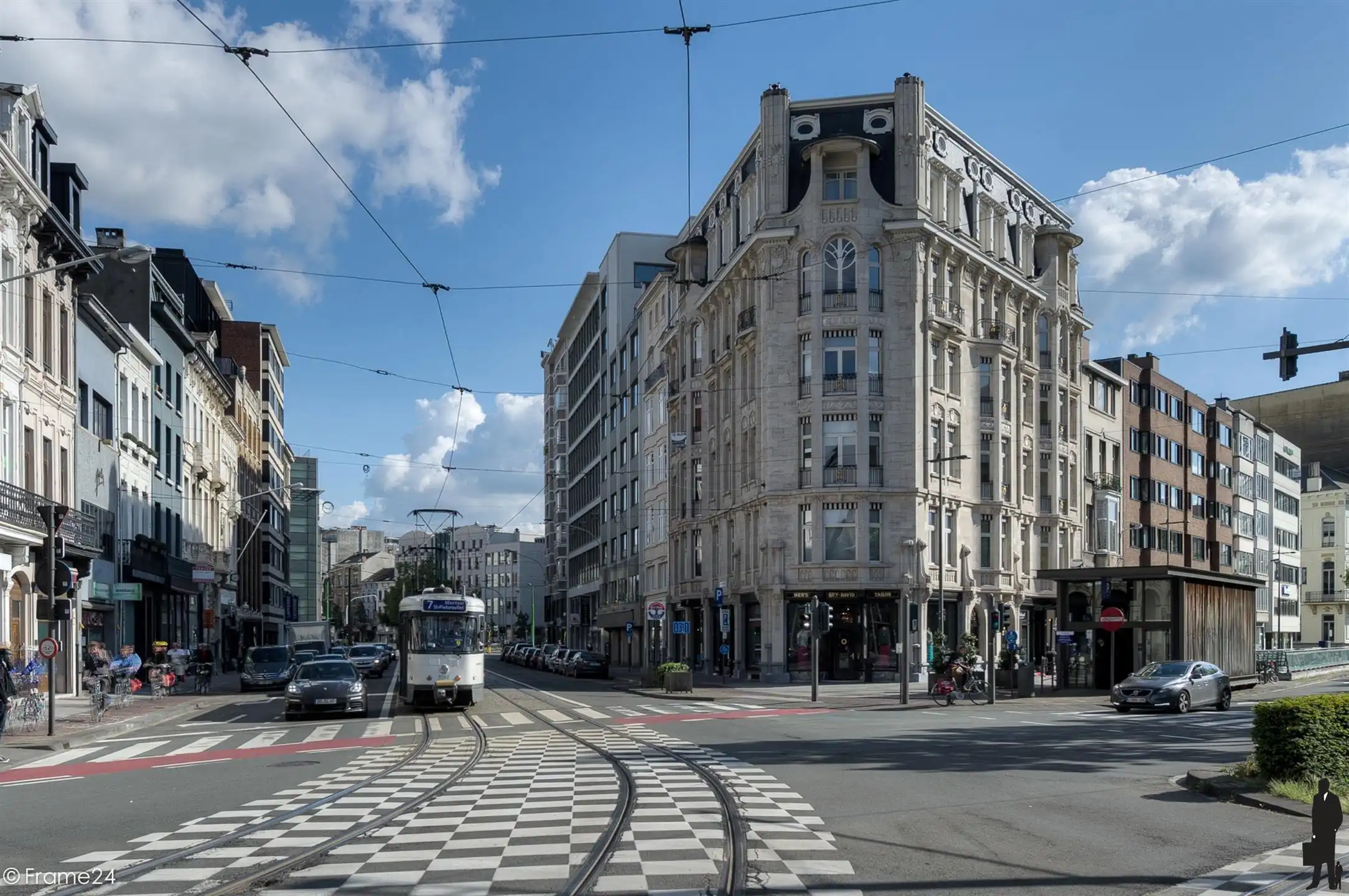 Authentiek gerenoveerd appartement (ca. 90m²) in Art Nouveau stijl  foto 9