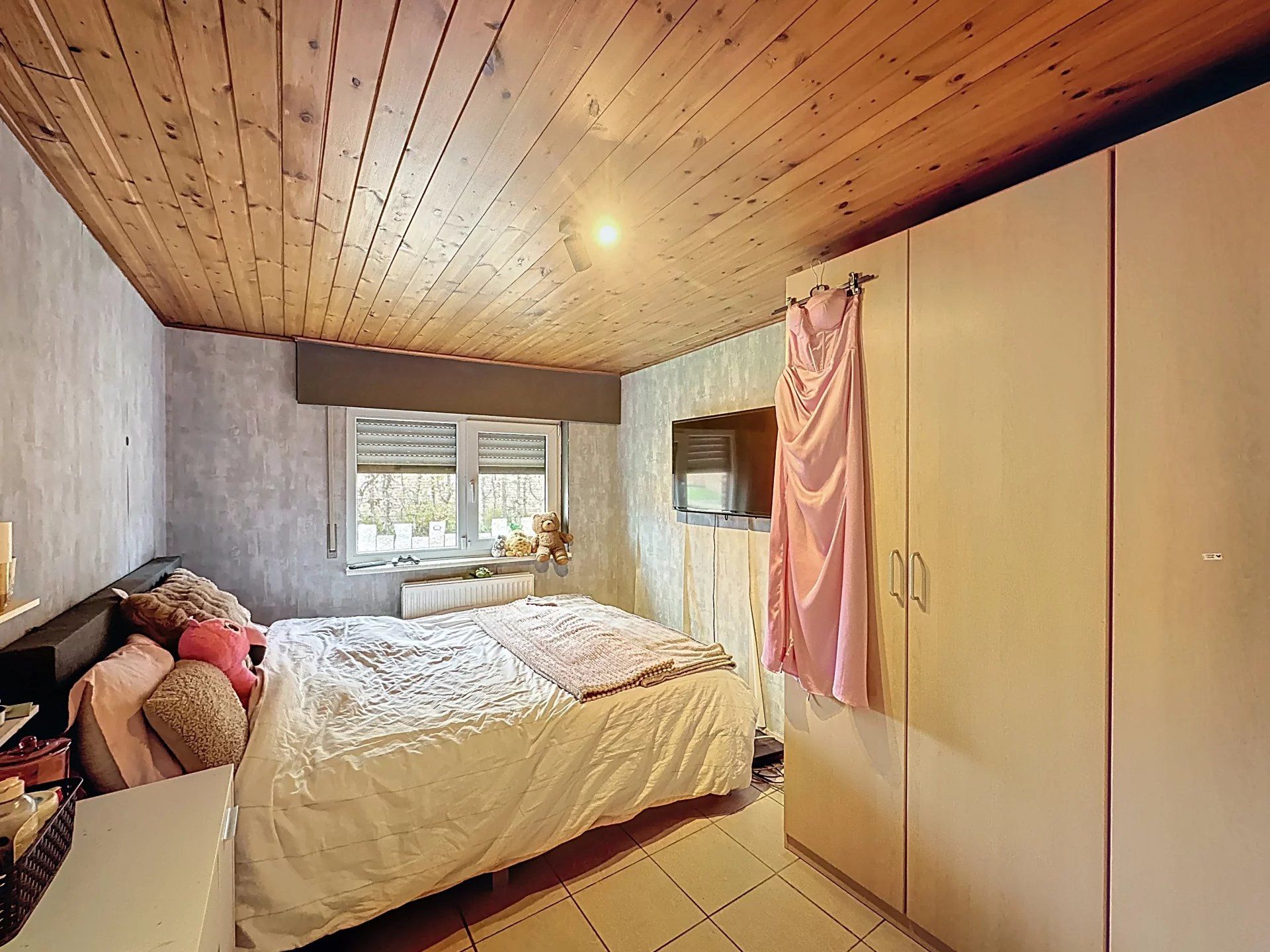 Gelijkvloerse woning met tuintje en momenteel 4 slaapkamers foto 6