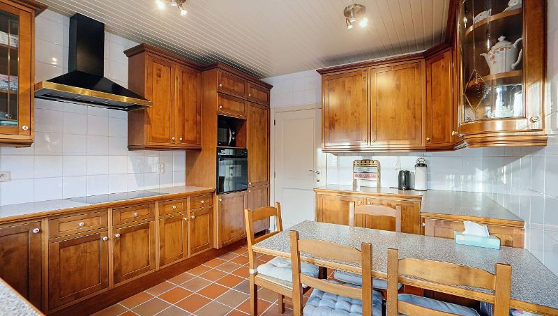 Landhuis van 218m² op 14 are foto 8