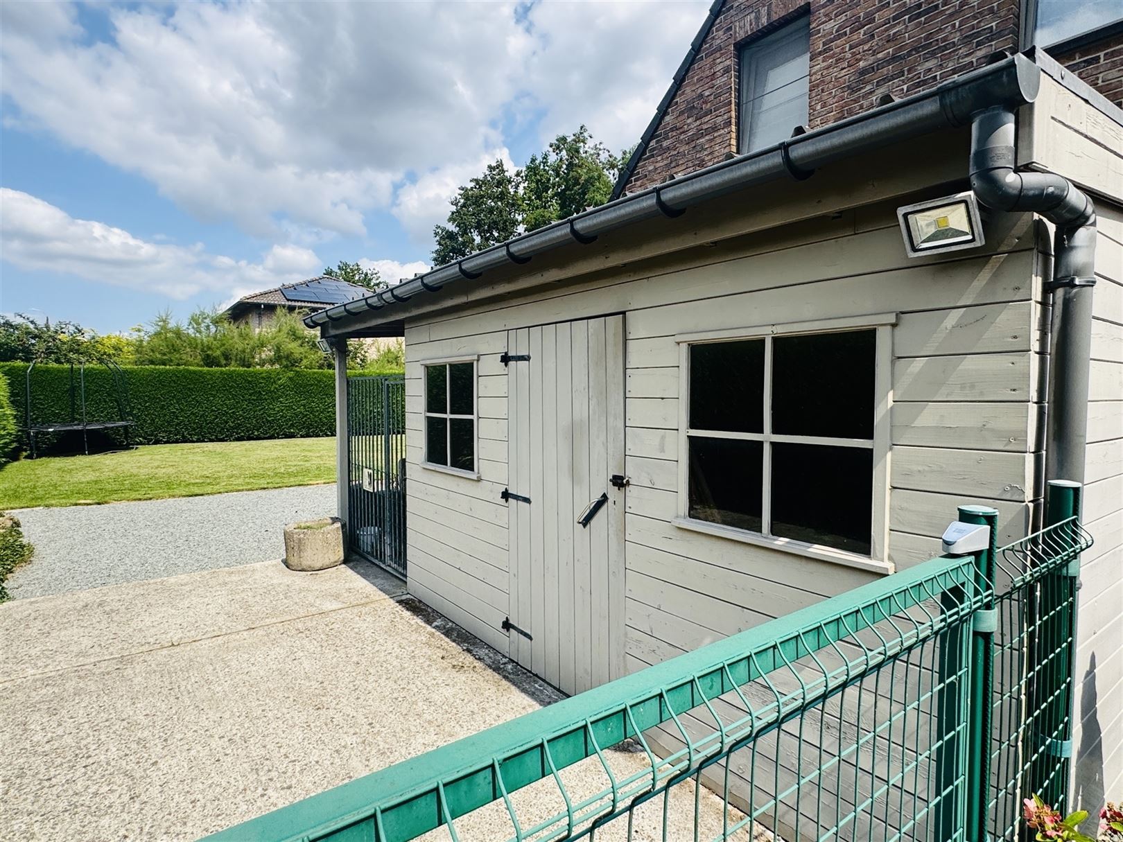 Ruime open bebouwing met grote tuin & bijgebouwen in Stekene foto 23