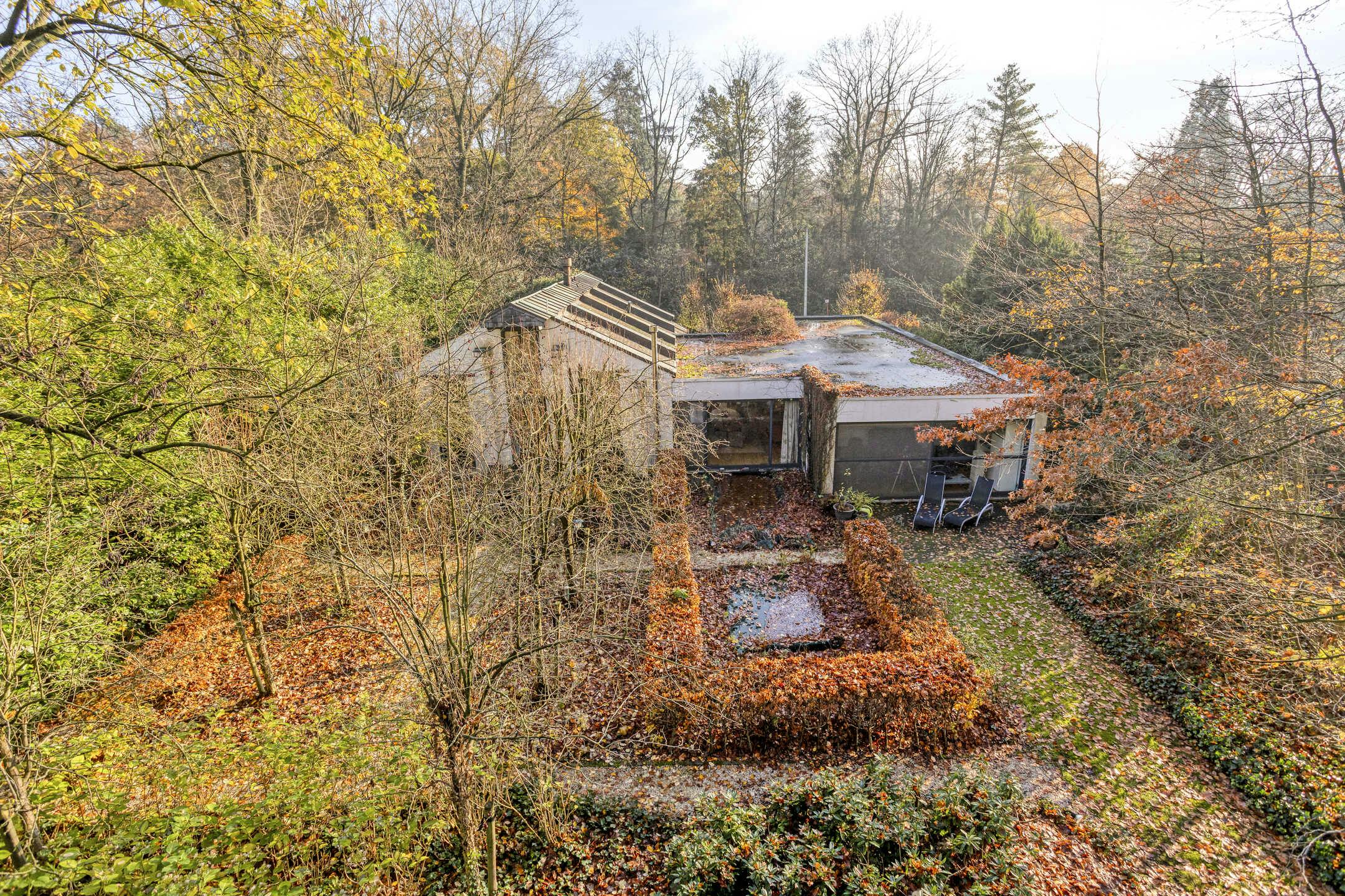Hoofdfoto van de publicatie: Architectuurwoning door bOb Van Reeth op 2.303m² in Schilde