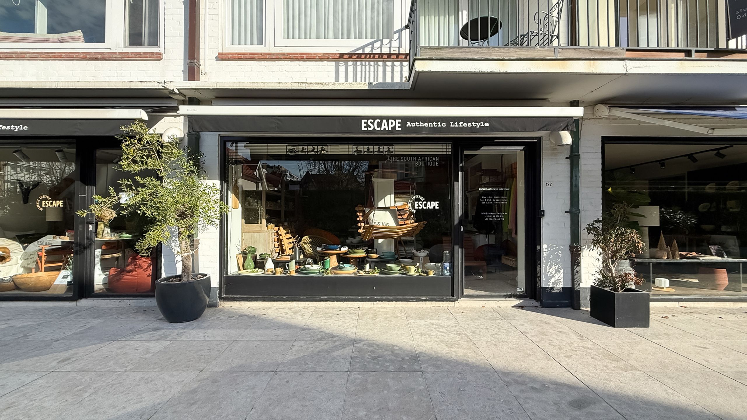 Commercieel winkelpand – Kustlaan, residentie “St-James” foto 2