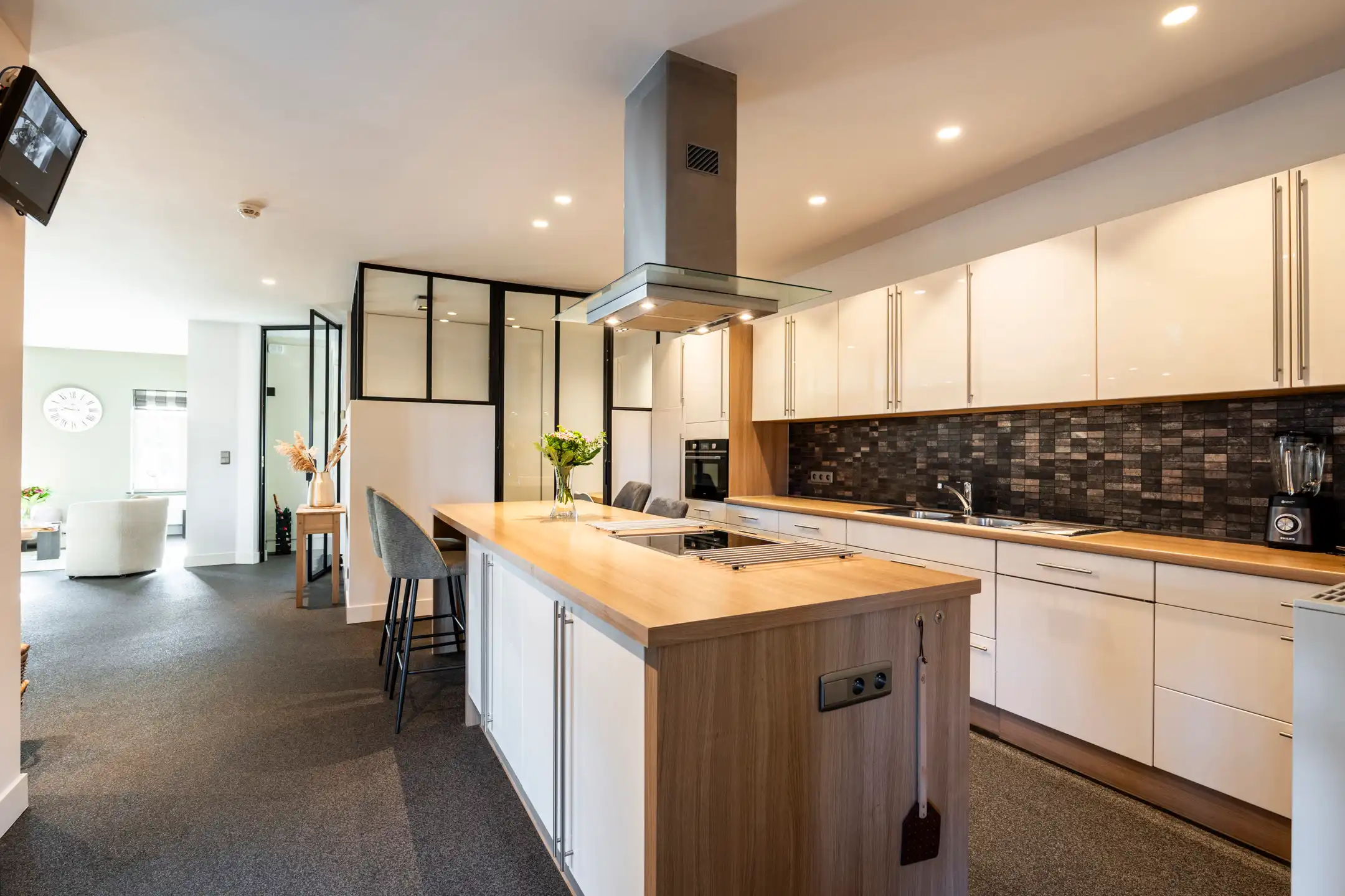 Instapklare en bijzonder verzorgde villa met 4 slaapkamers, 2 badkamers in Ravels foto 13