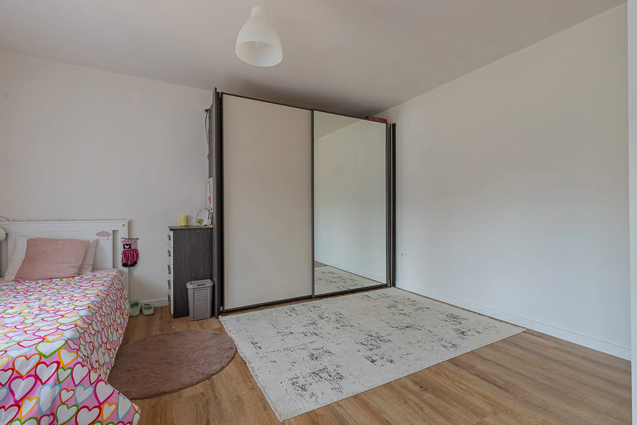 HERZELE- Recent gerenoveerde woning op centrale locatie  foto 11