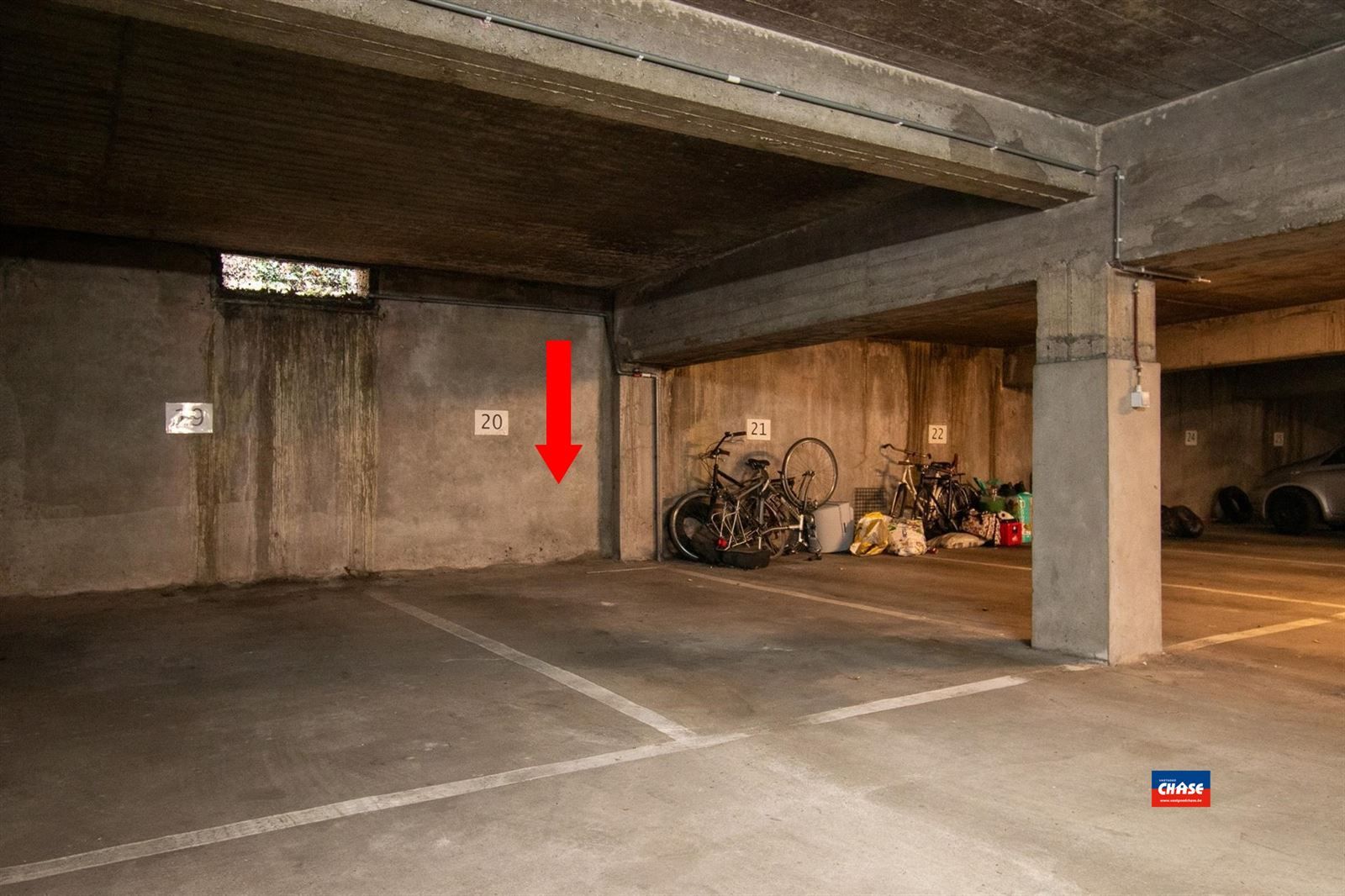 Instapklaar appartement met twee slaapkamers, terras en staanplaats foto 11